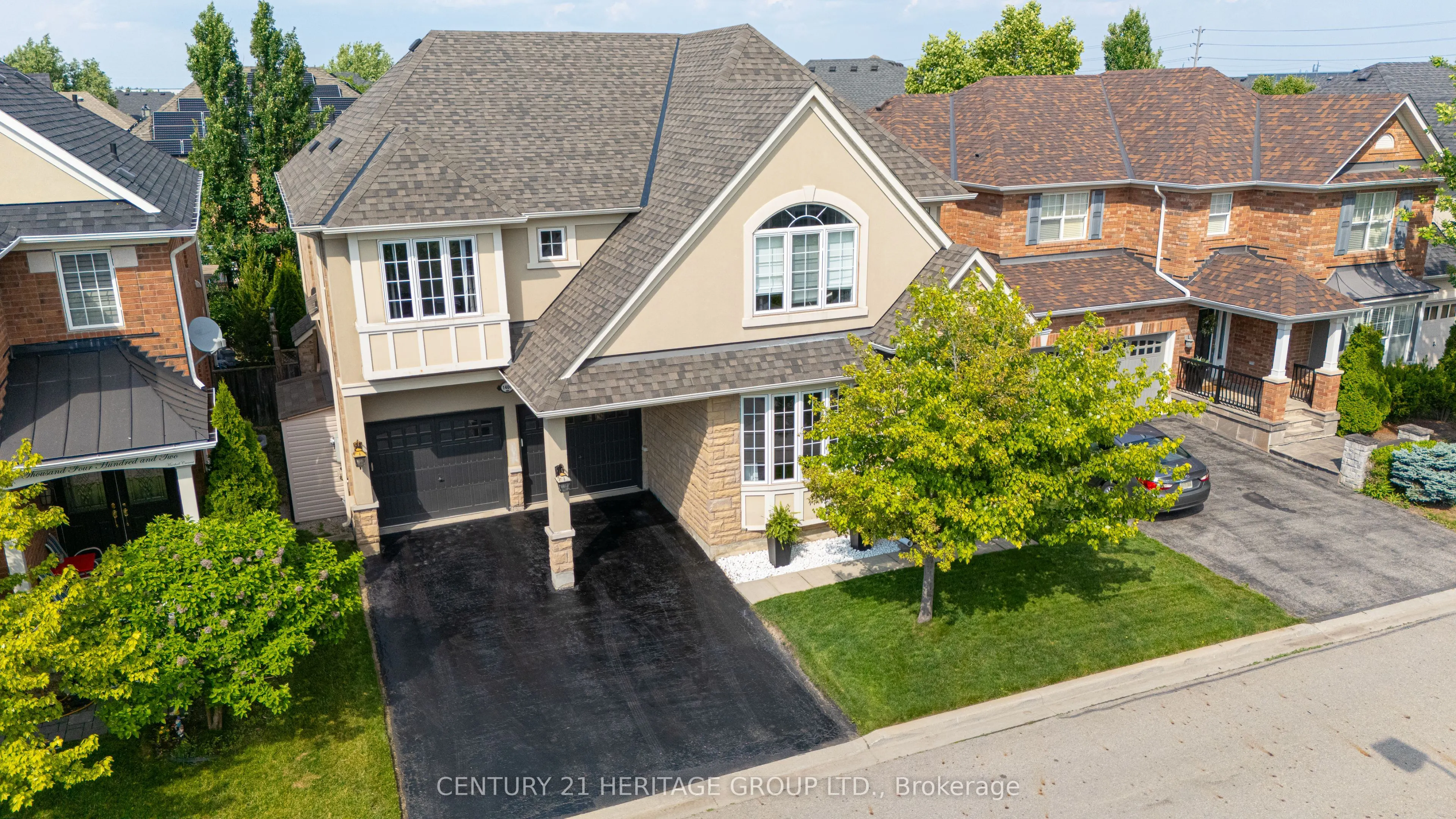1406 Marshall Crescent