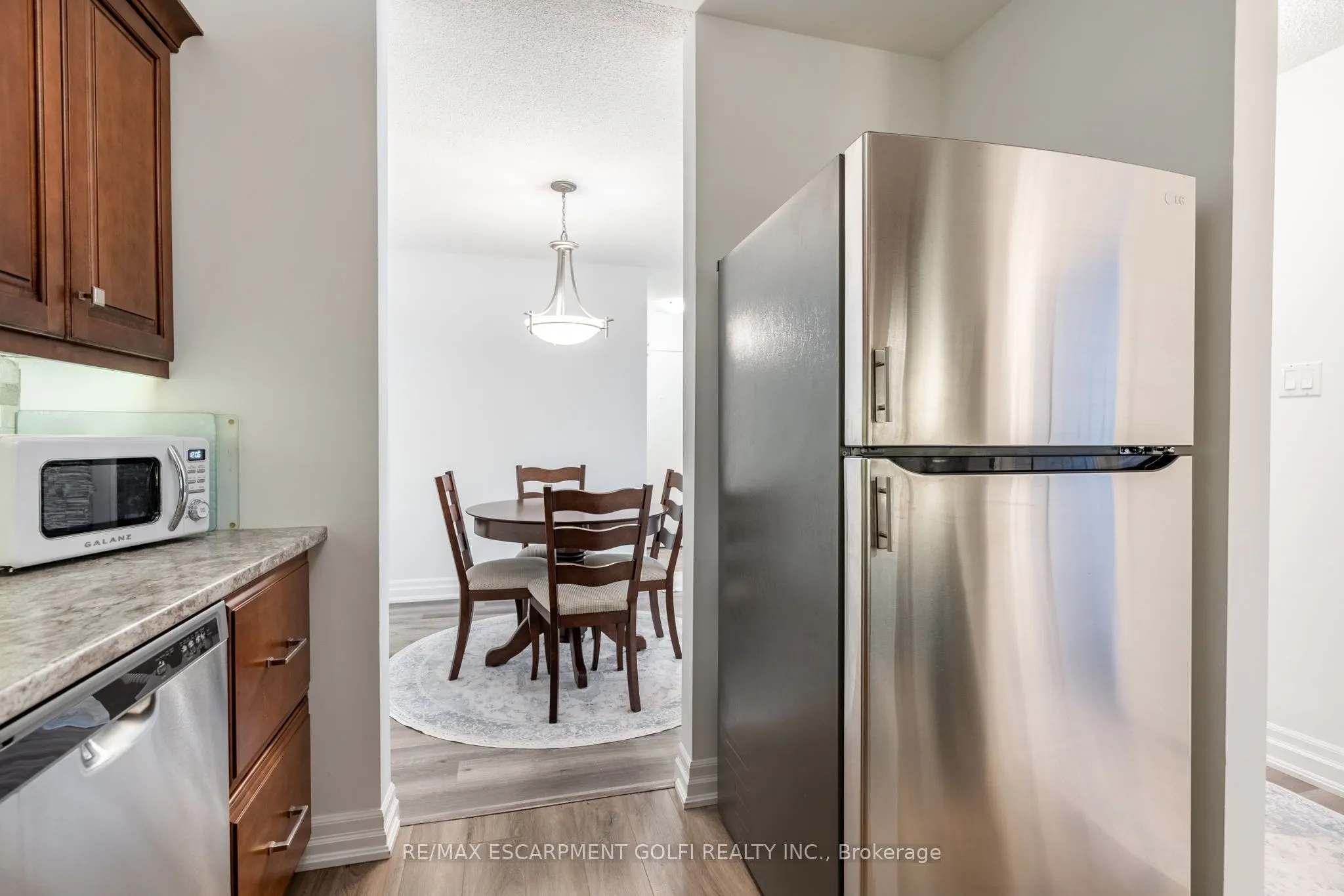 1450 Glen Abbey Gate, #311