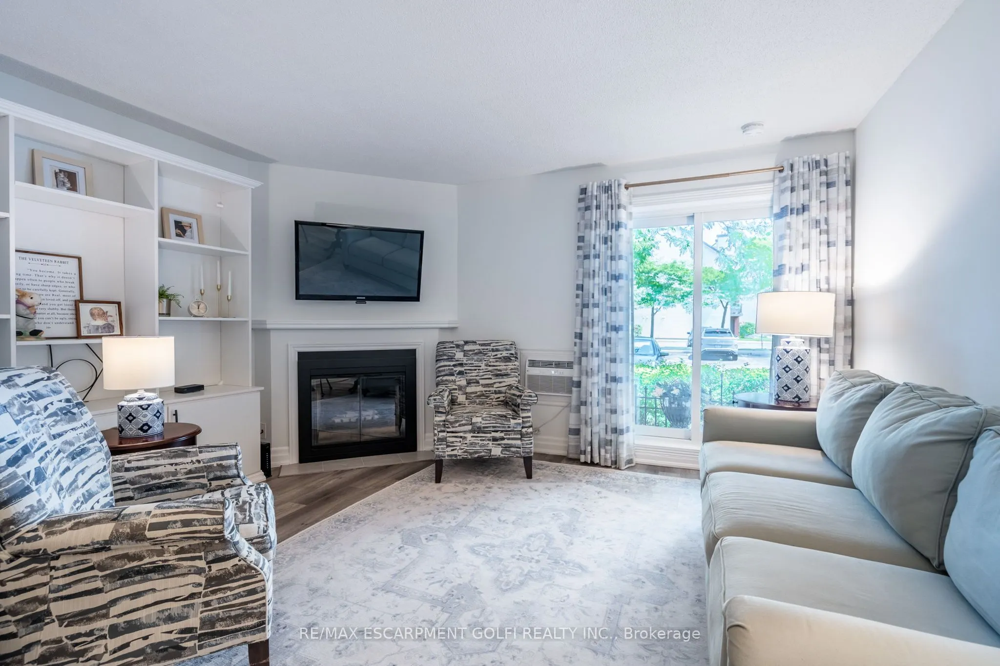 1450 Glen Abbey Gate, #311