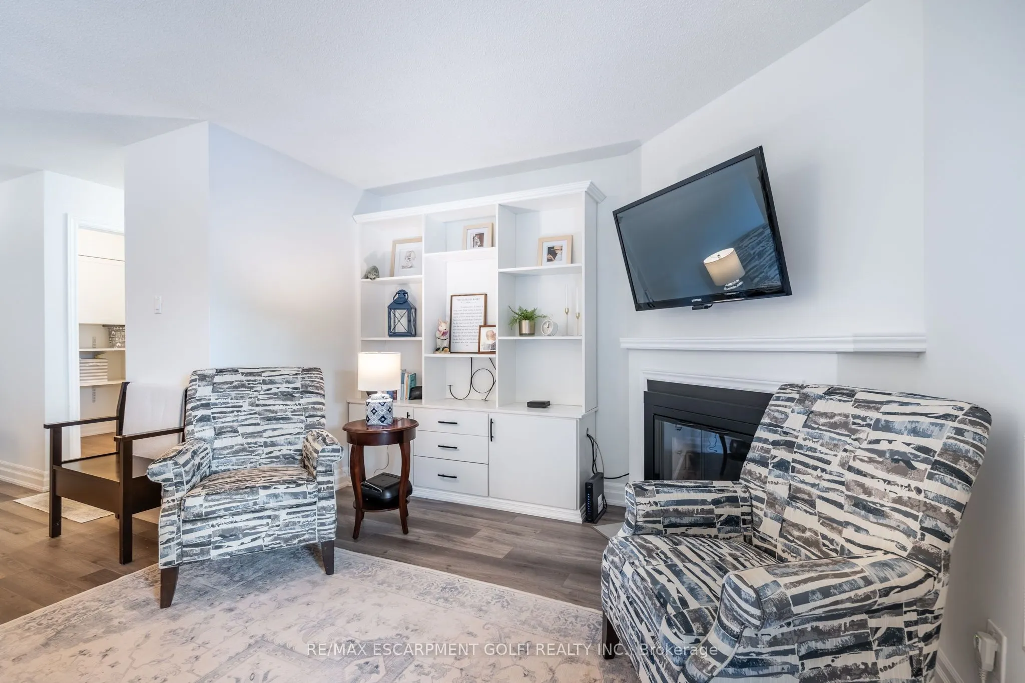 1450 Glen Abbey Gate, #311
