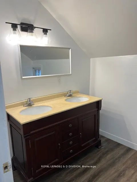 169 Chambers Avenue, #Upper