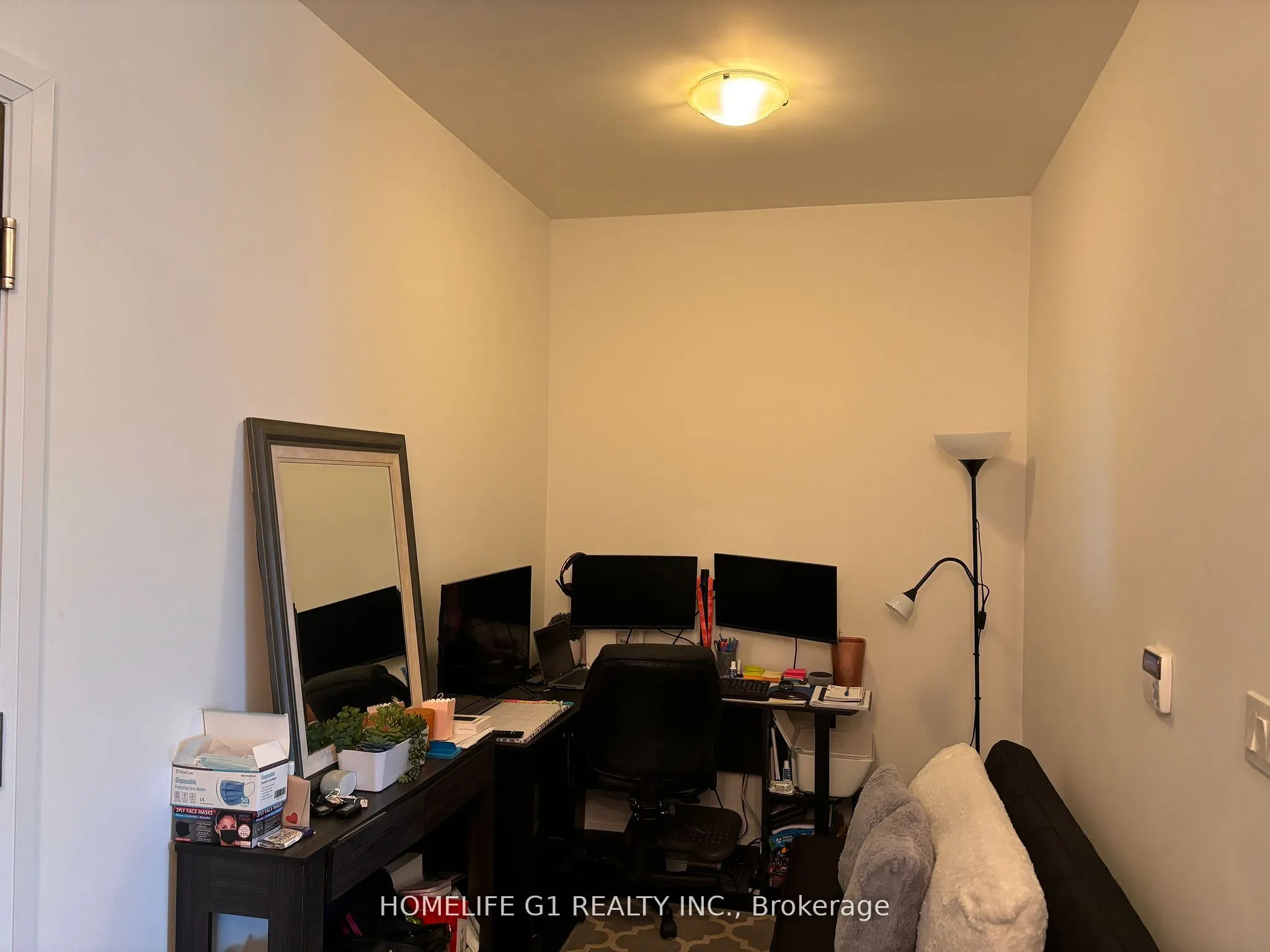 65 Speers Road, #318