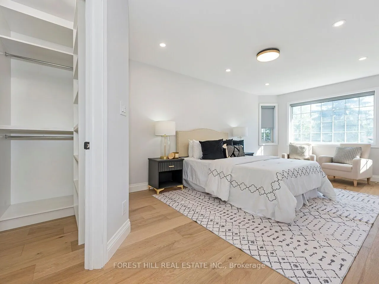1092 Shaw Drive