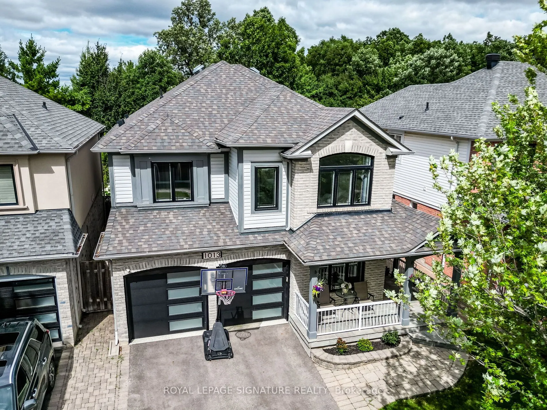 1013 Freeman Trail W