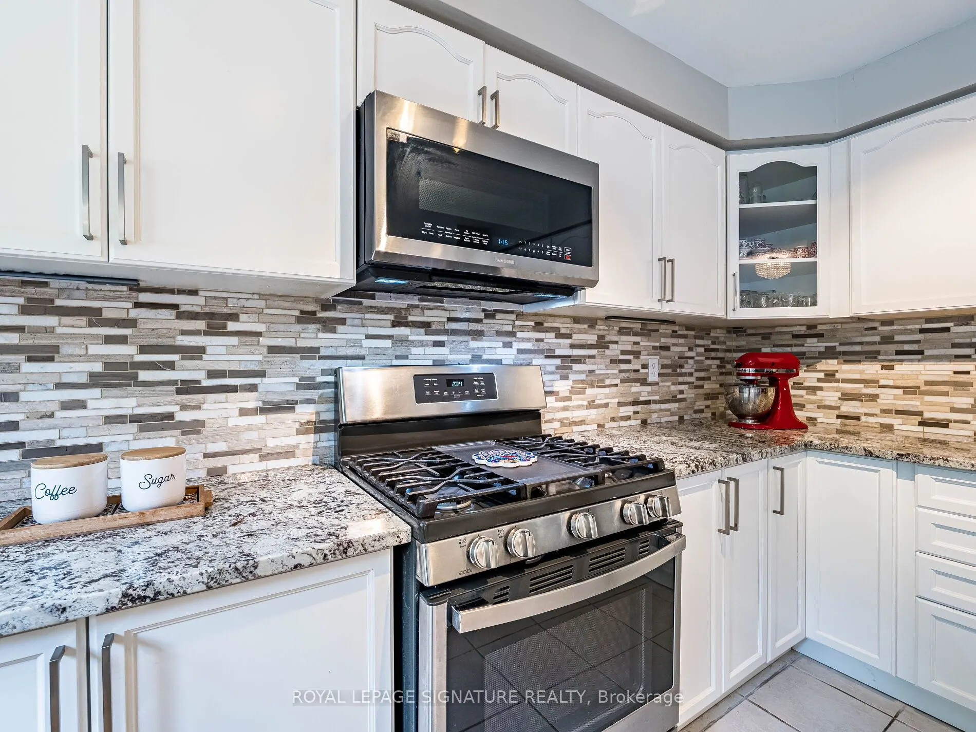 1013 Freeman Trail W
