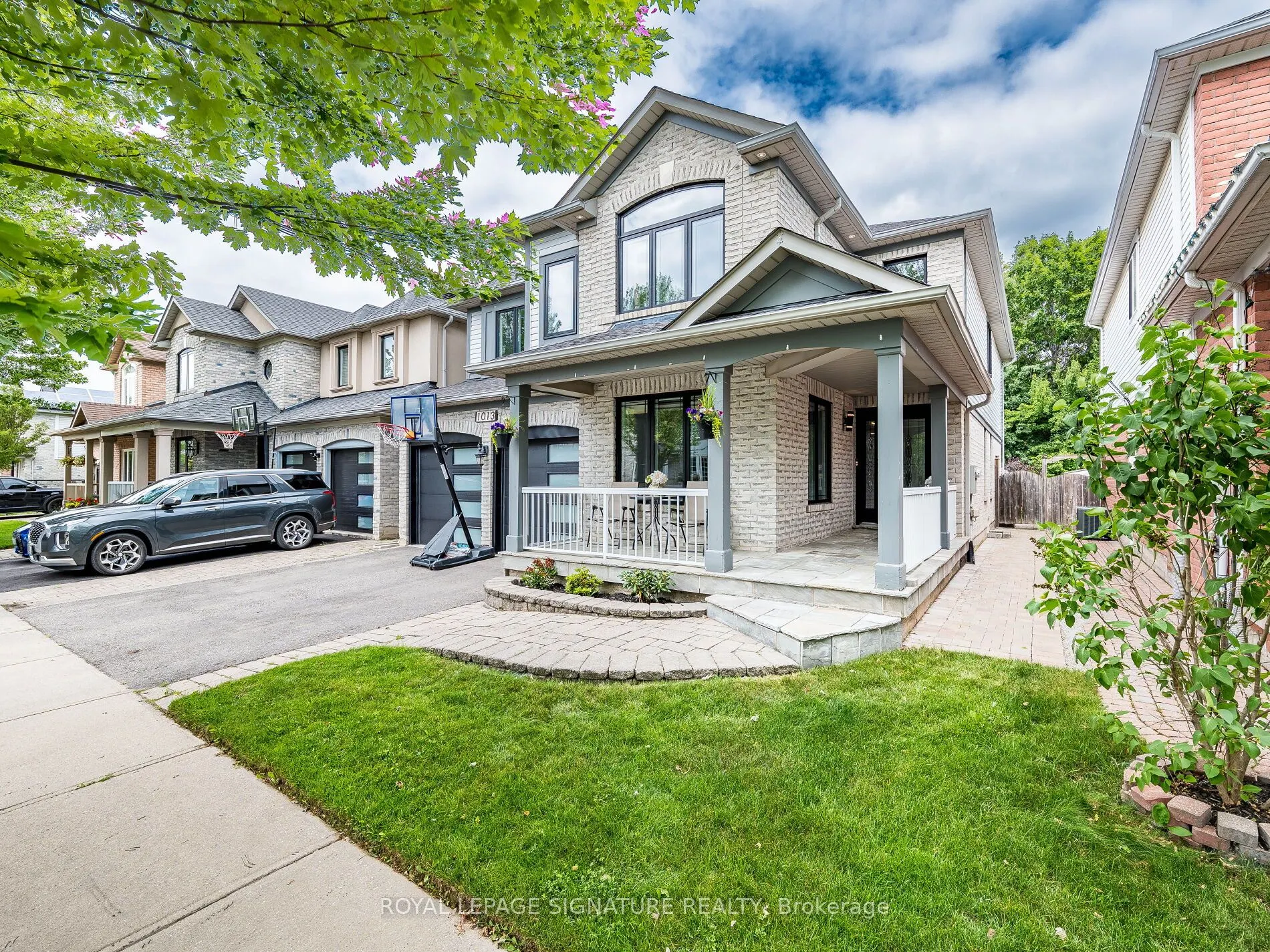 1013 Freeman Trail W