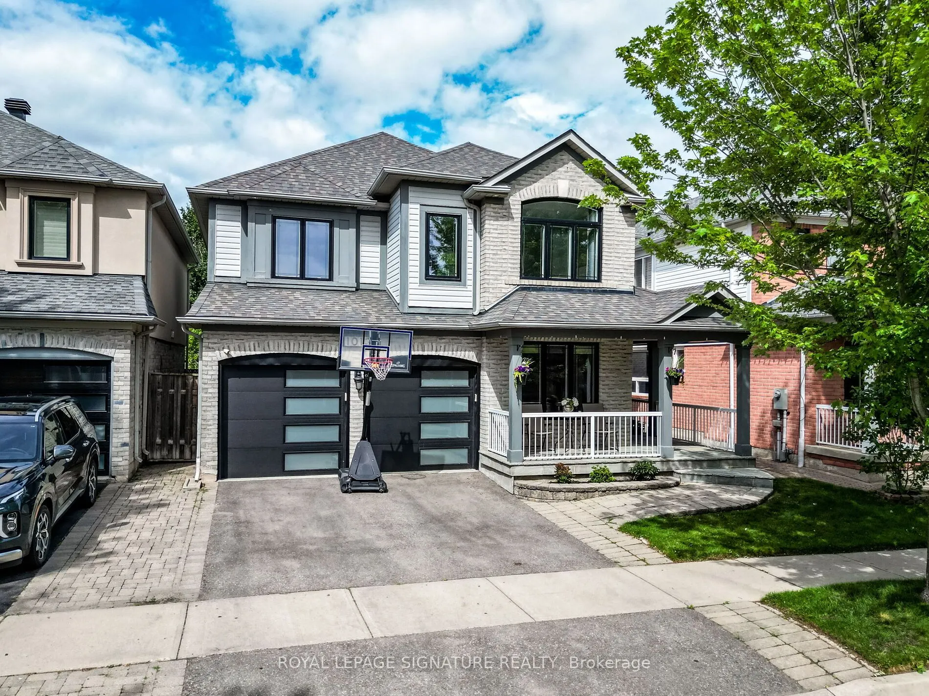 1013 Freeman Trail W