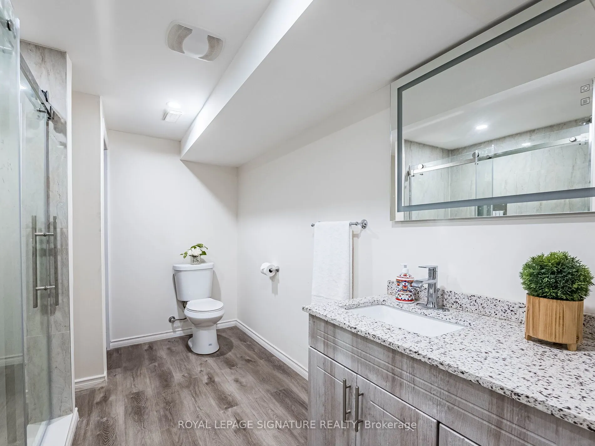 1013 Freeman Trail W