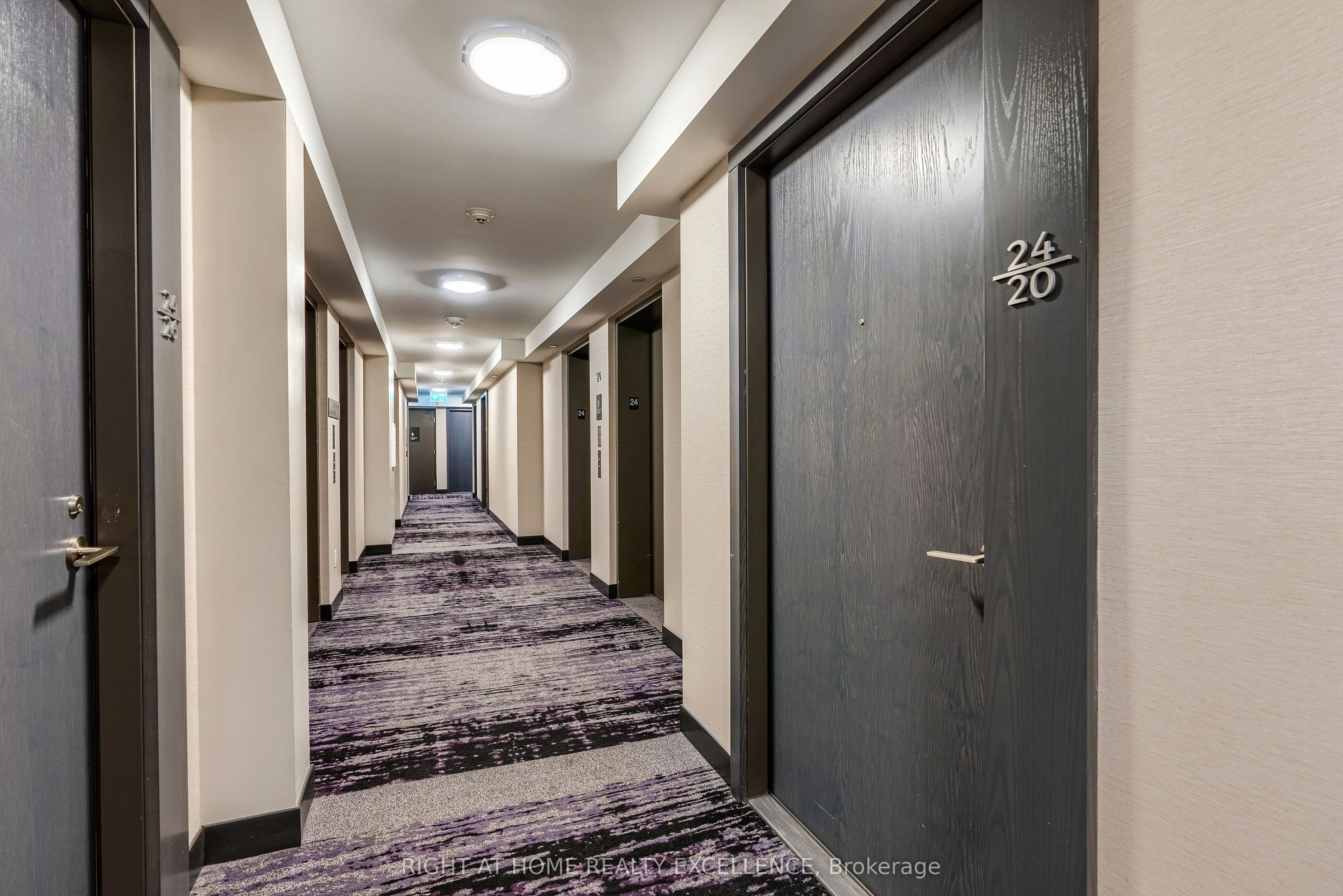 9 Mabelle Avenue, #2420