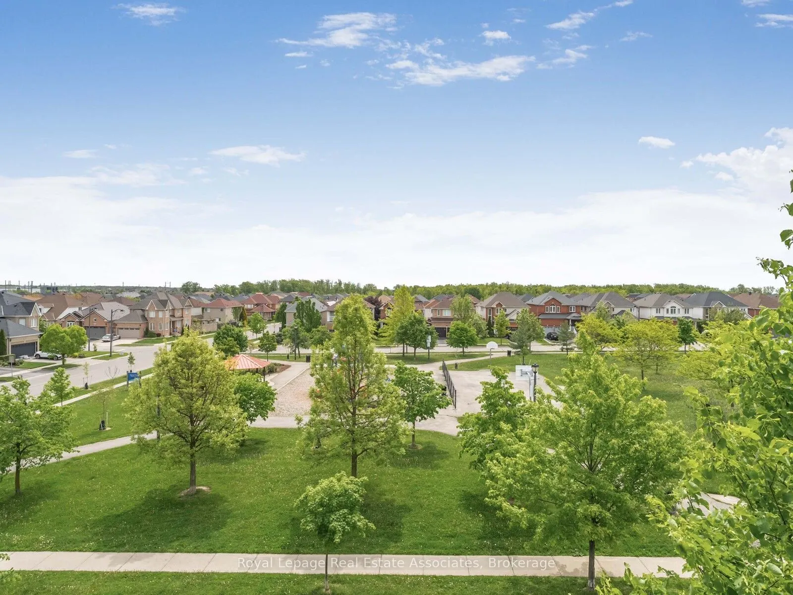 1390 Main Street E, #405