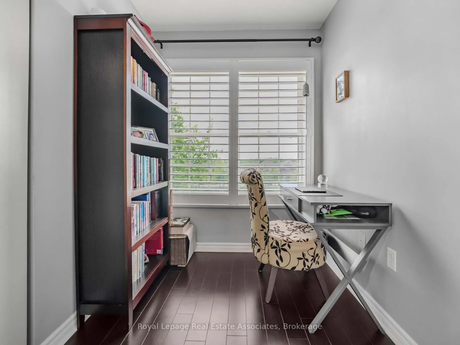 1390 Main Street E, #405