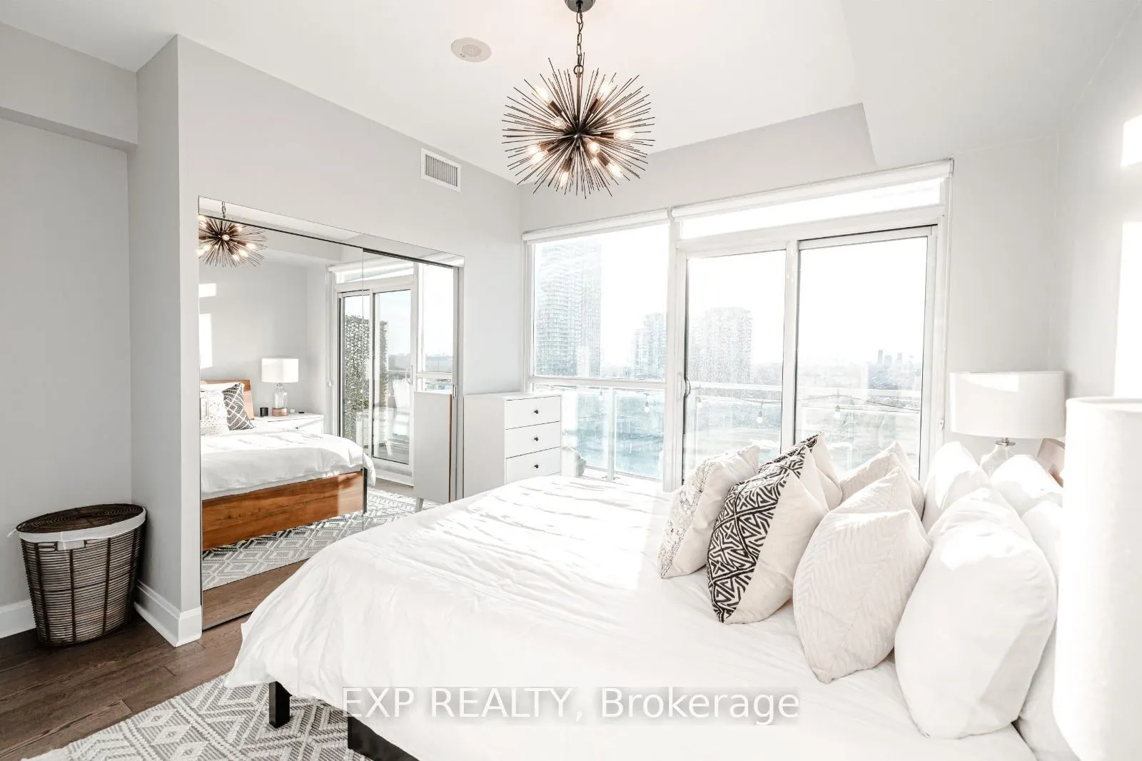 33 Shore Breeze Drive, #1503