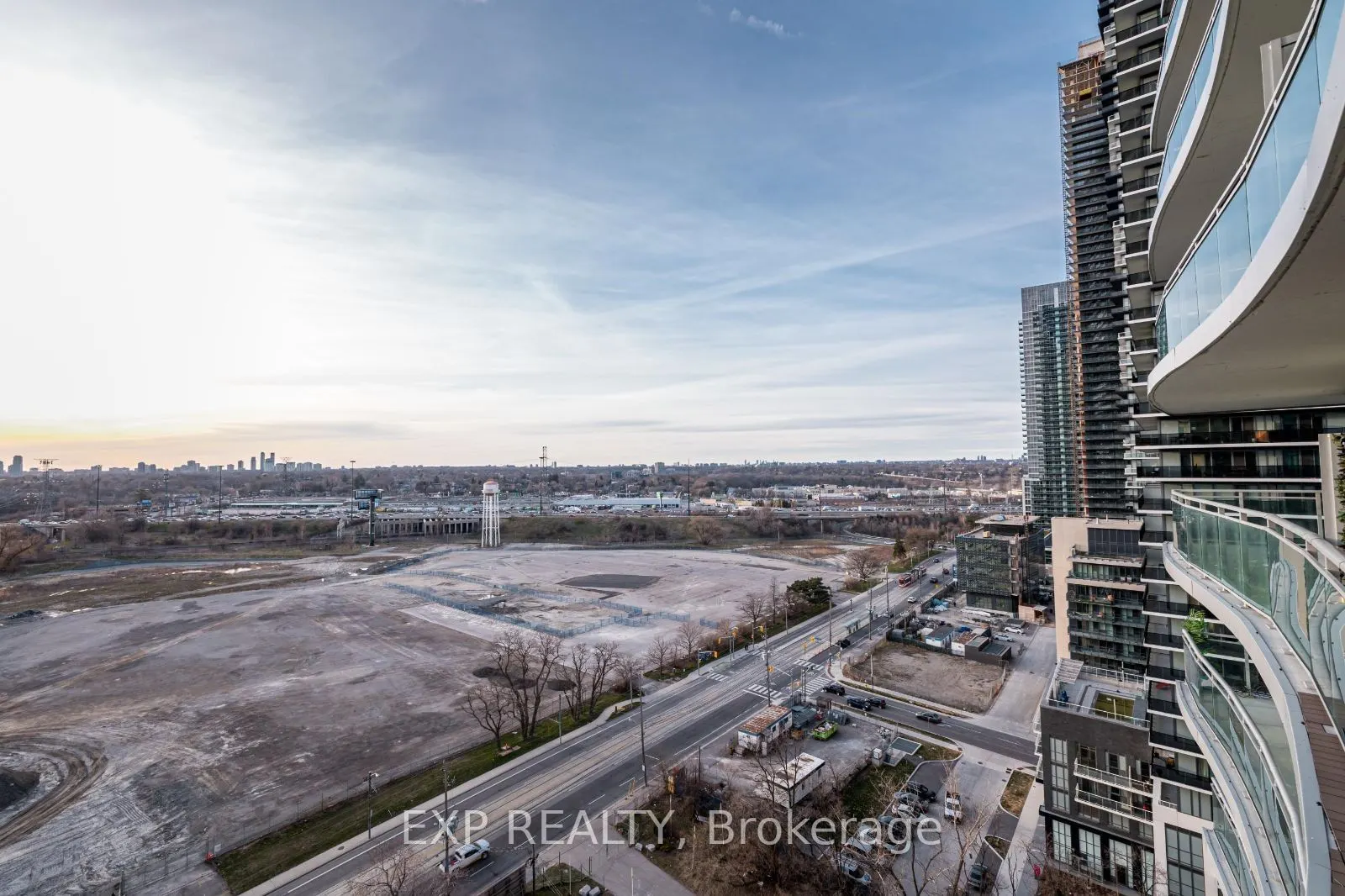 33 Shore Breeze Drive, #1503