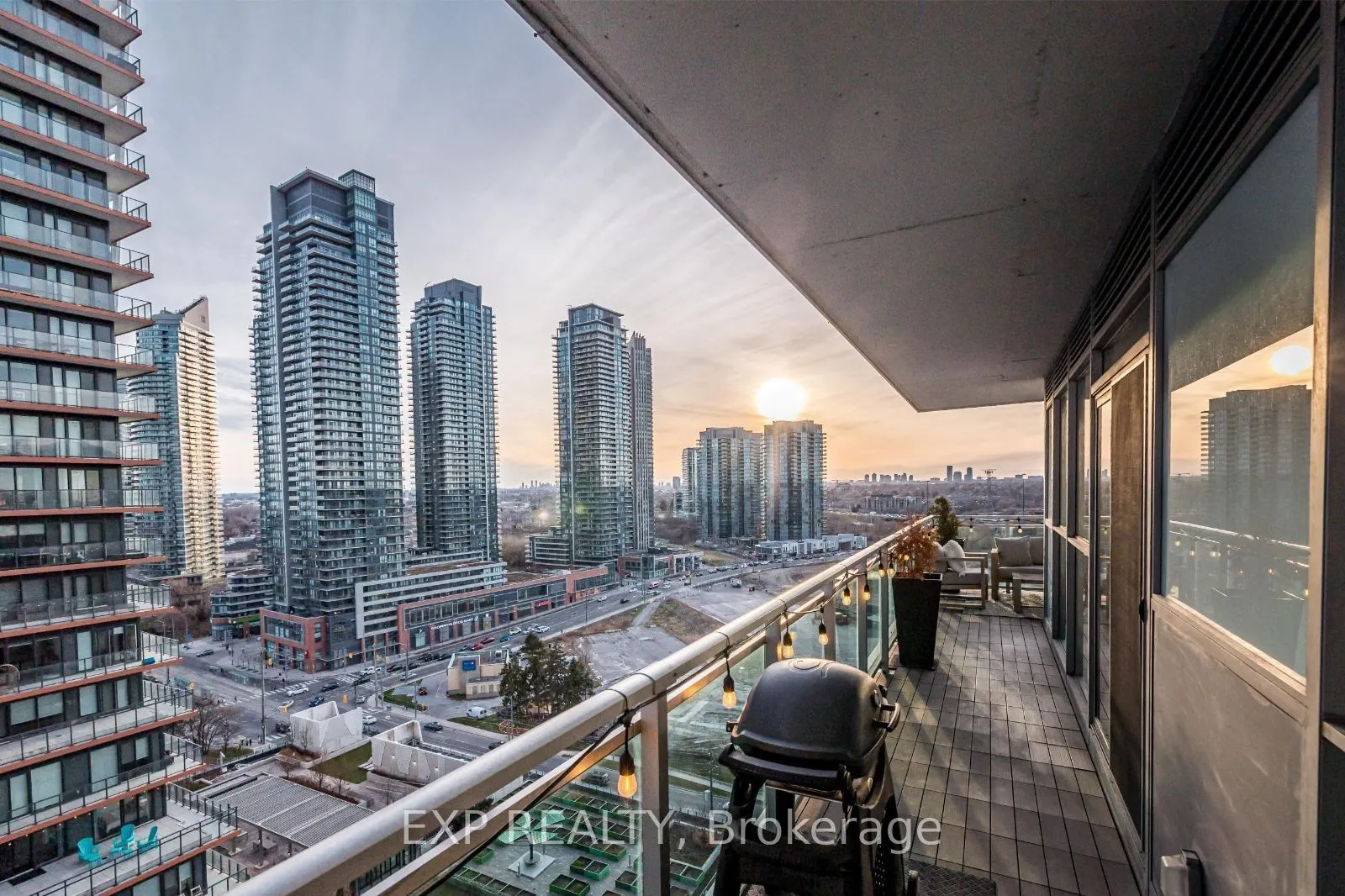 33 Shore Breeze Drive, #1503
