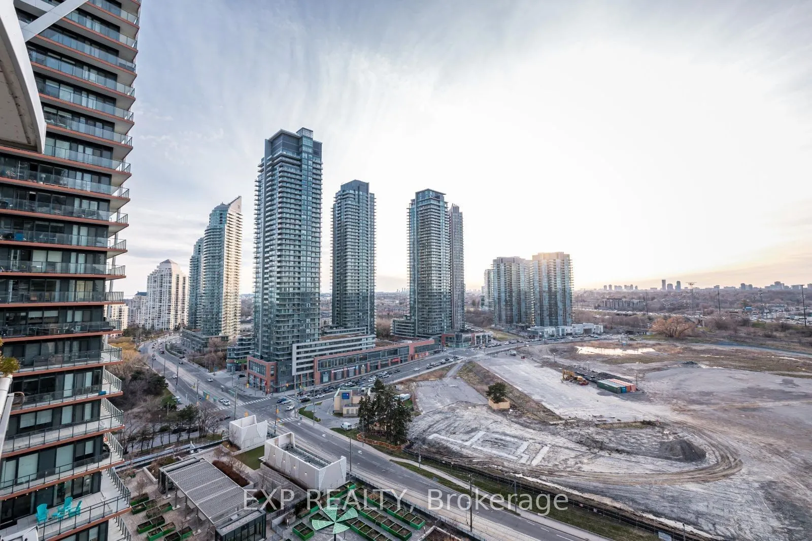 33 Shore Breeze Drive, #1503