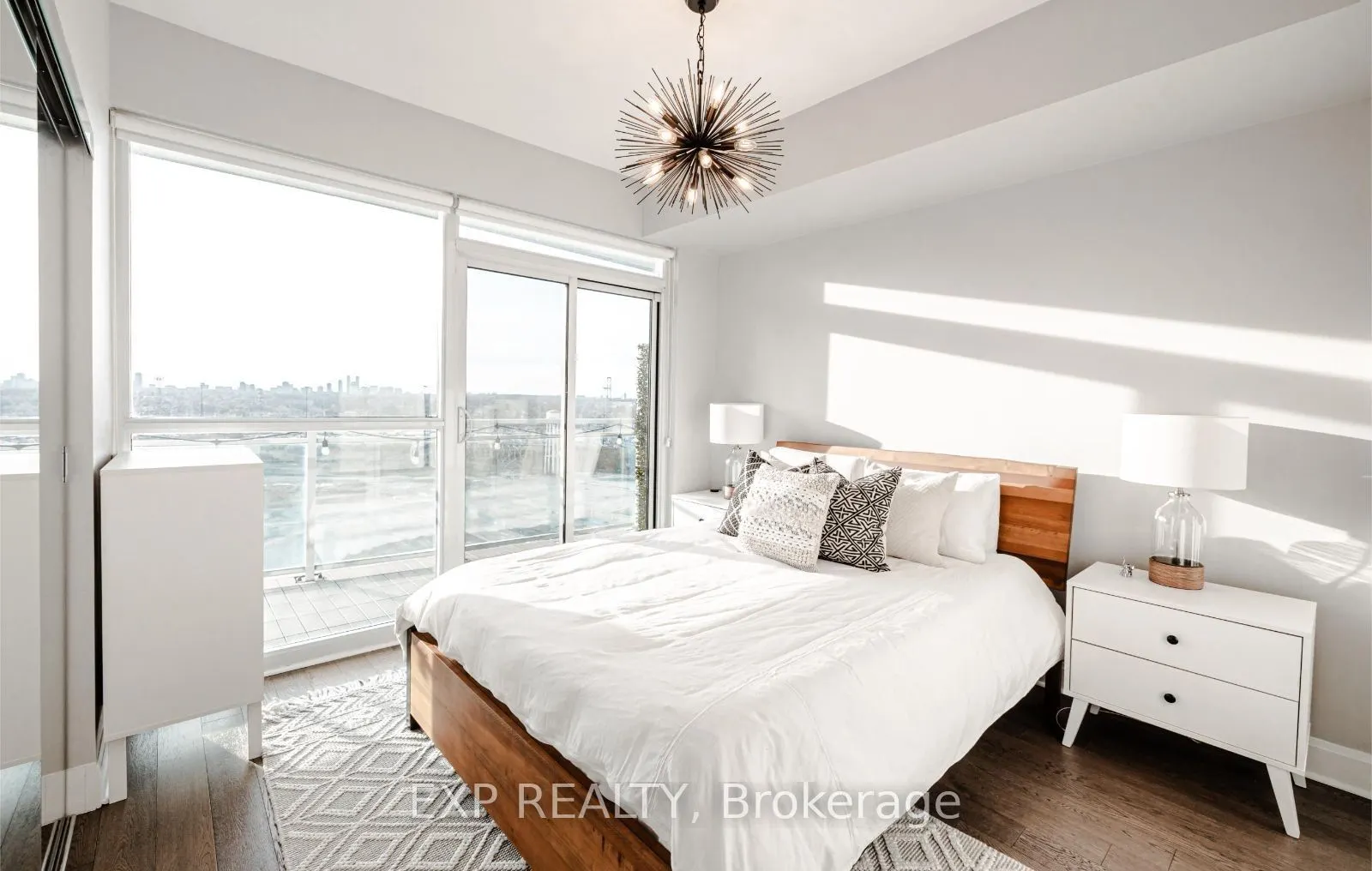 33 Shore Breeze Drive, #1503