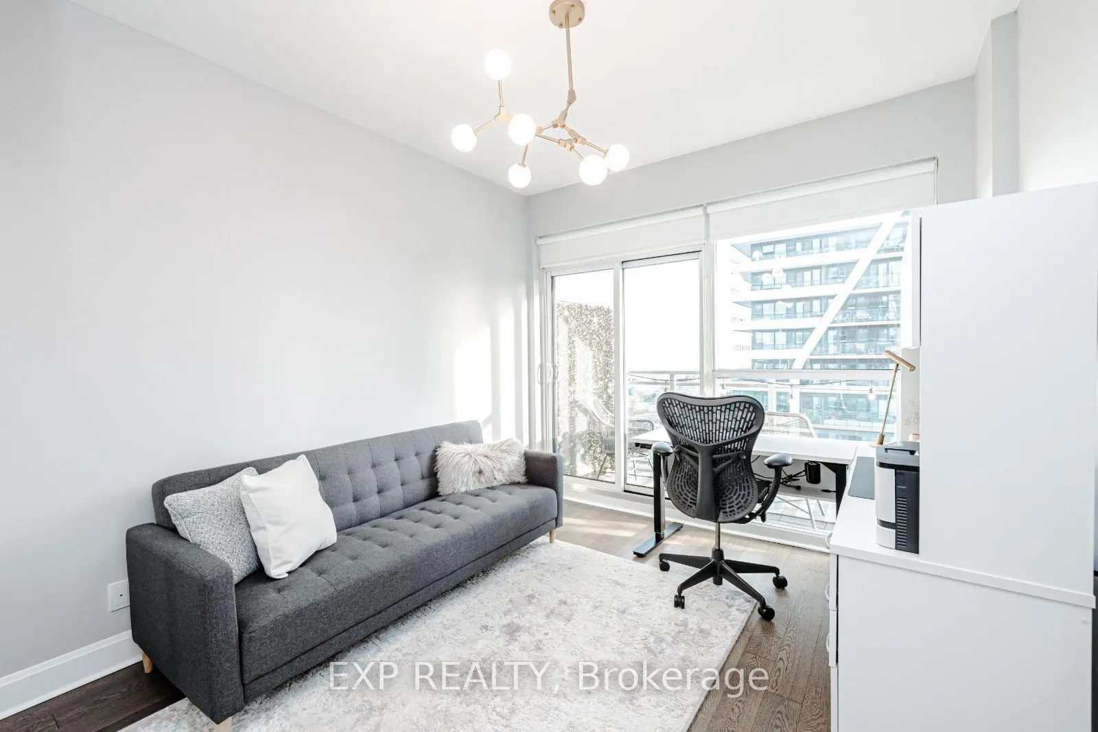 33 Shore Breeze Drive, #1503