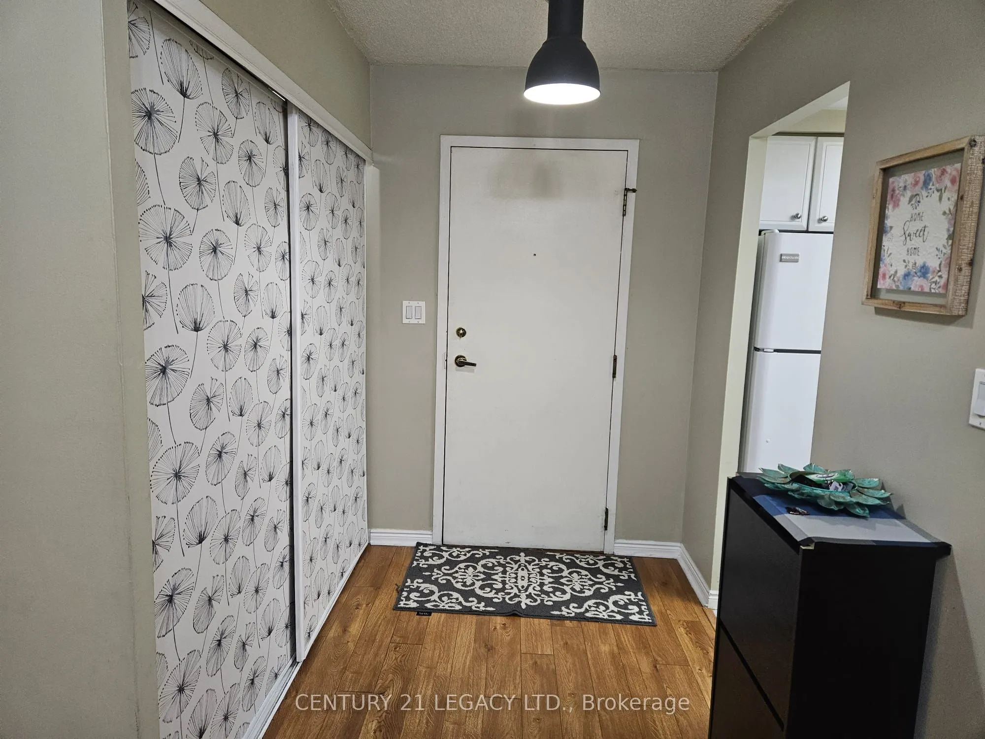 135 Hillcrest Avenue, #1910