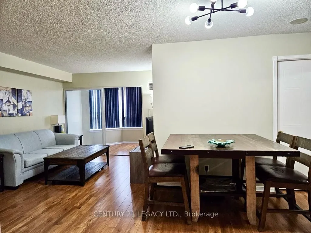 135 Hillcrest Avenue, #1910