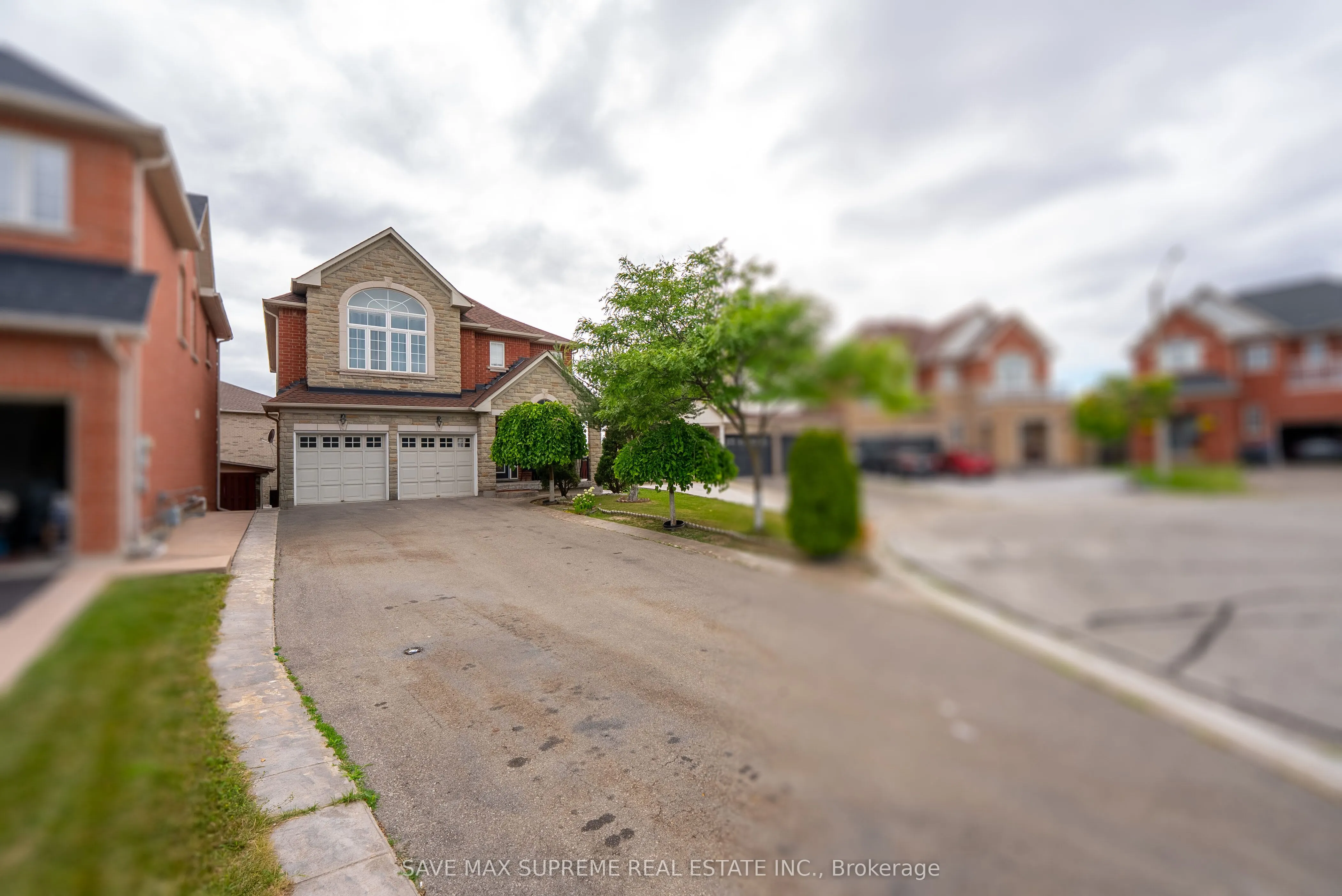 4 Ozark Court