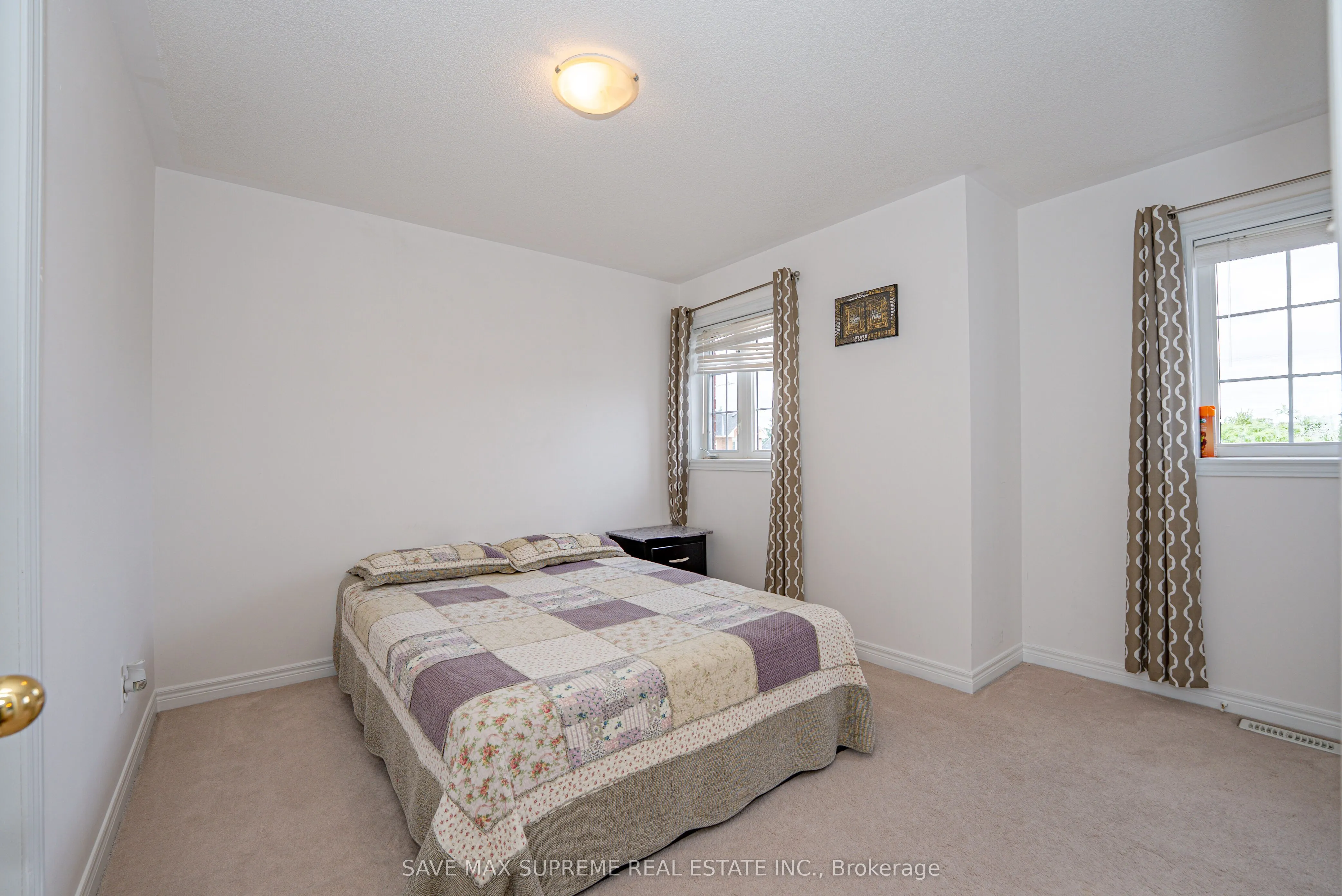 4 Ozark Court