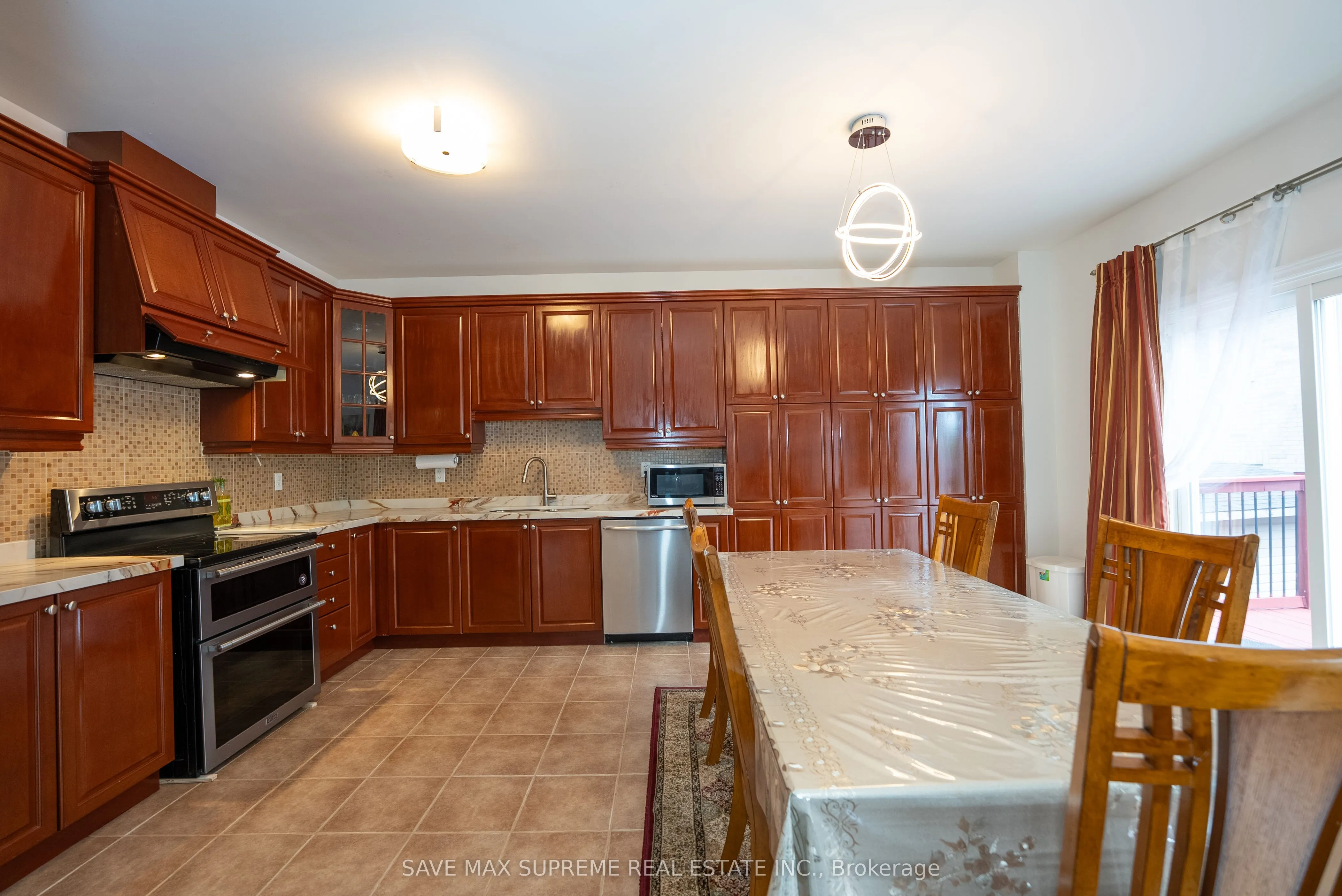 4 Ozark Court