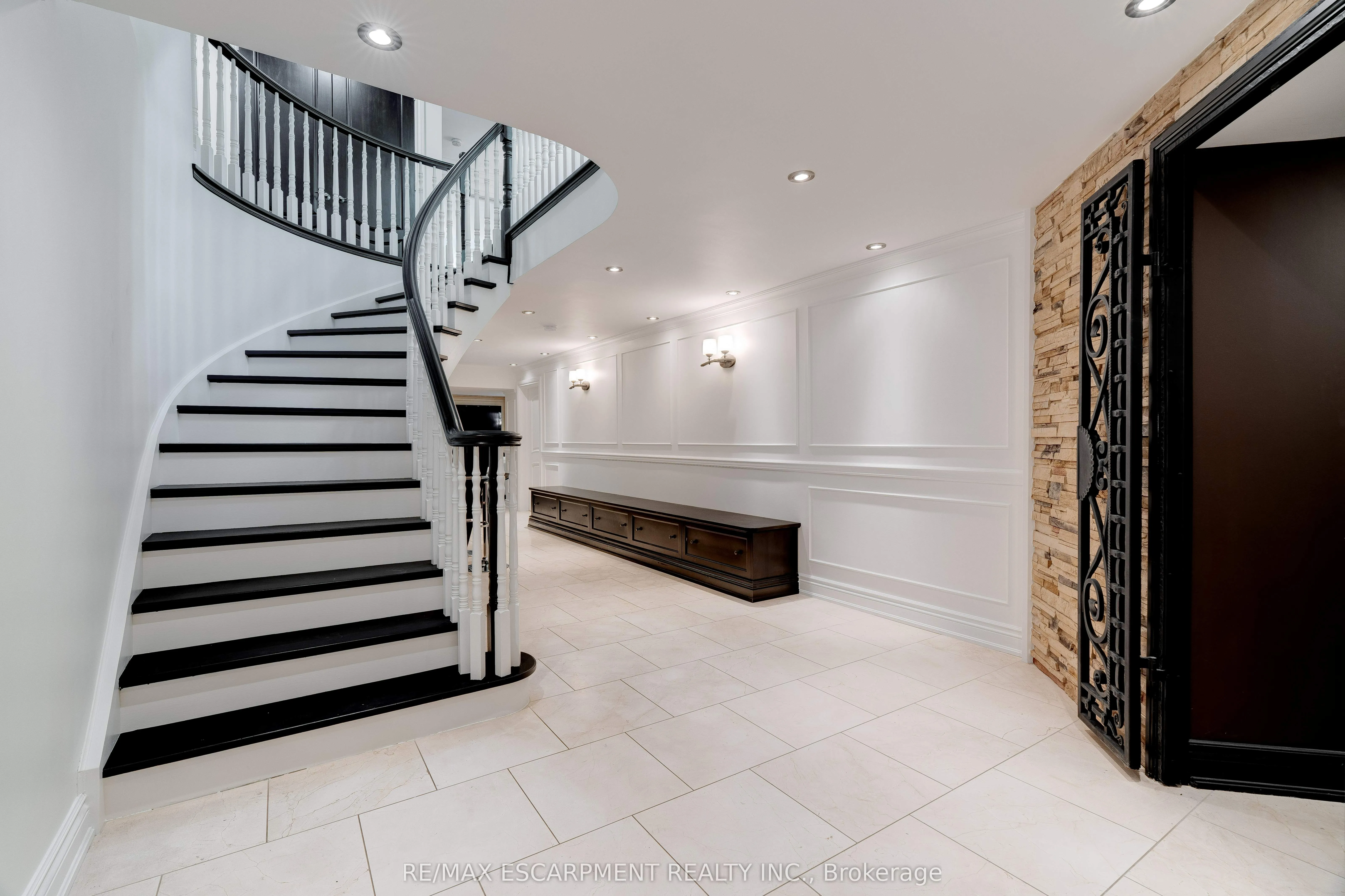 106 Appleby Place