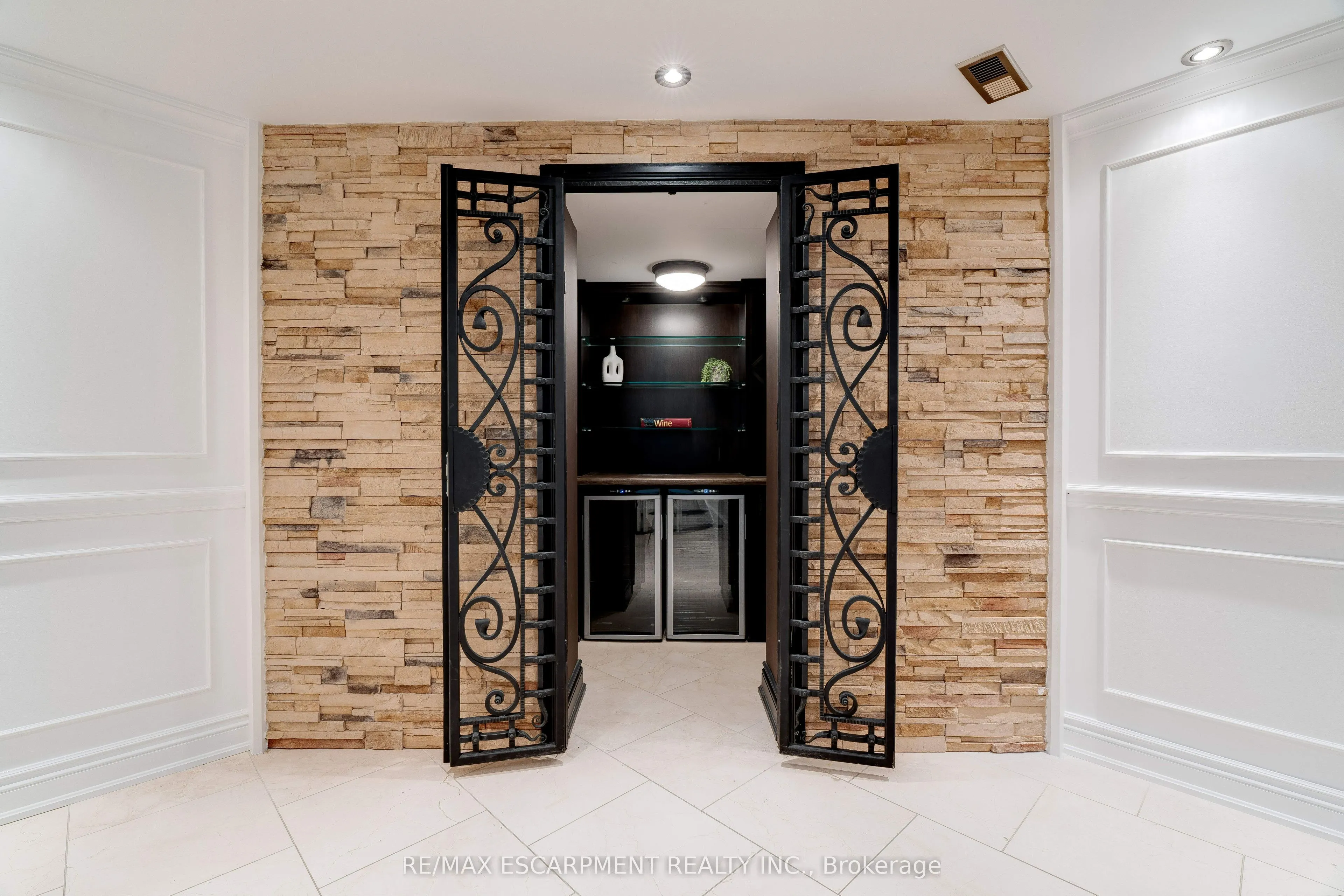 106 Appleby Place