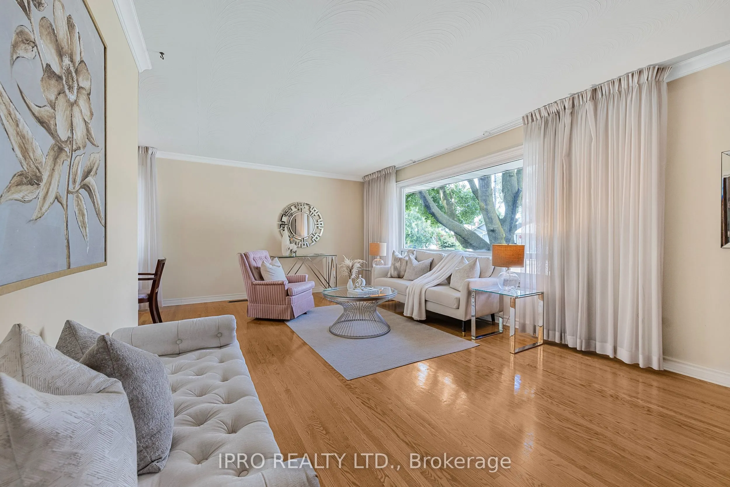 11 Nugent Road