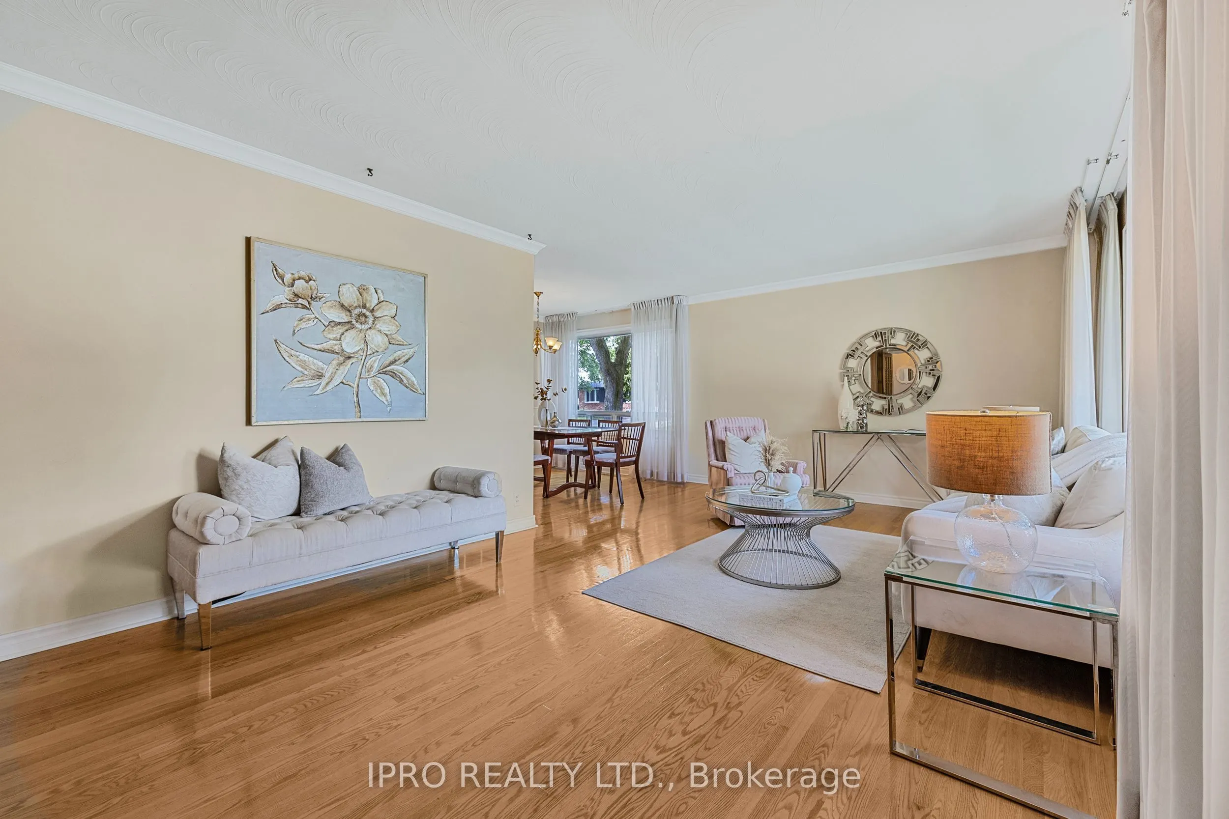 11 Nugent Road