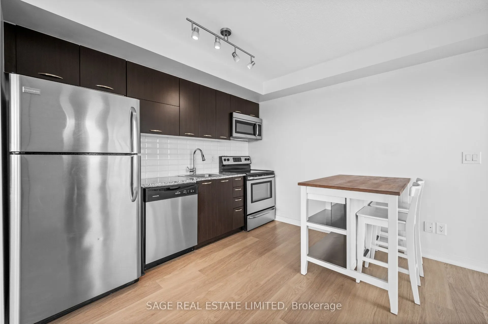 38 Joe Shuster Way, #1518