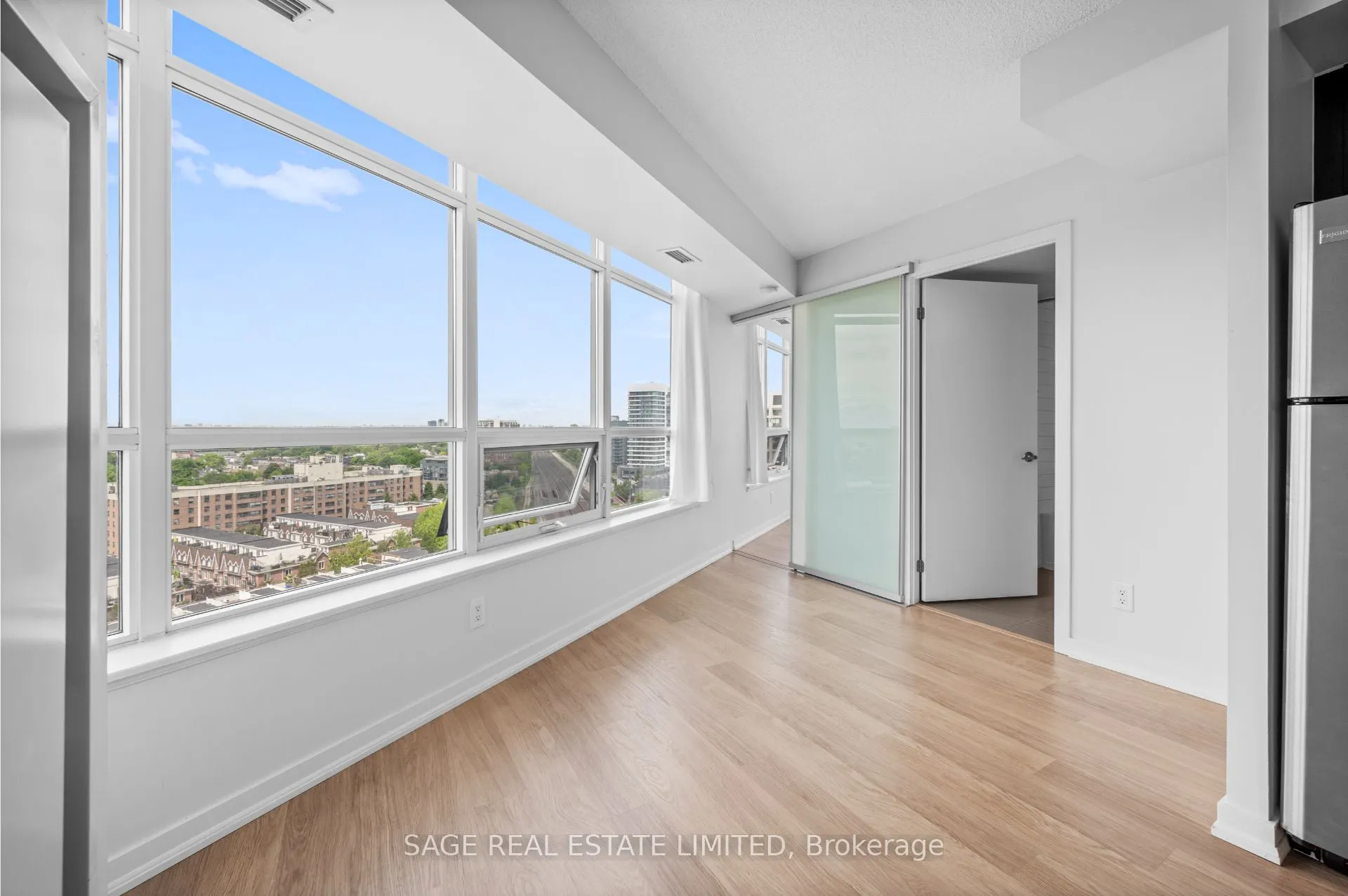 38 Joe Shuster Way, #1518