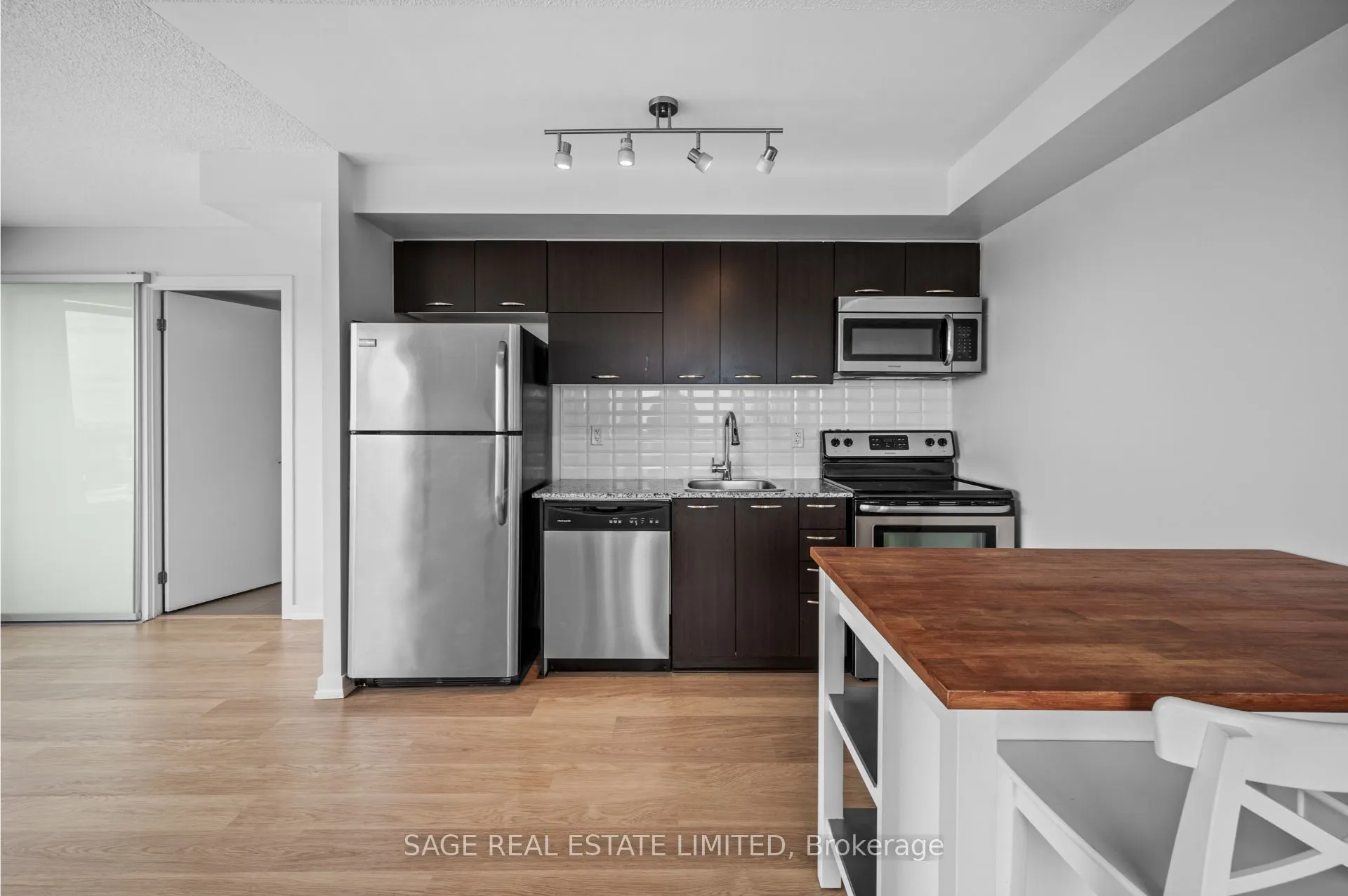38 Joe Shuster Way, #1518