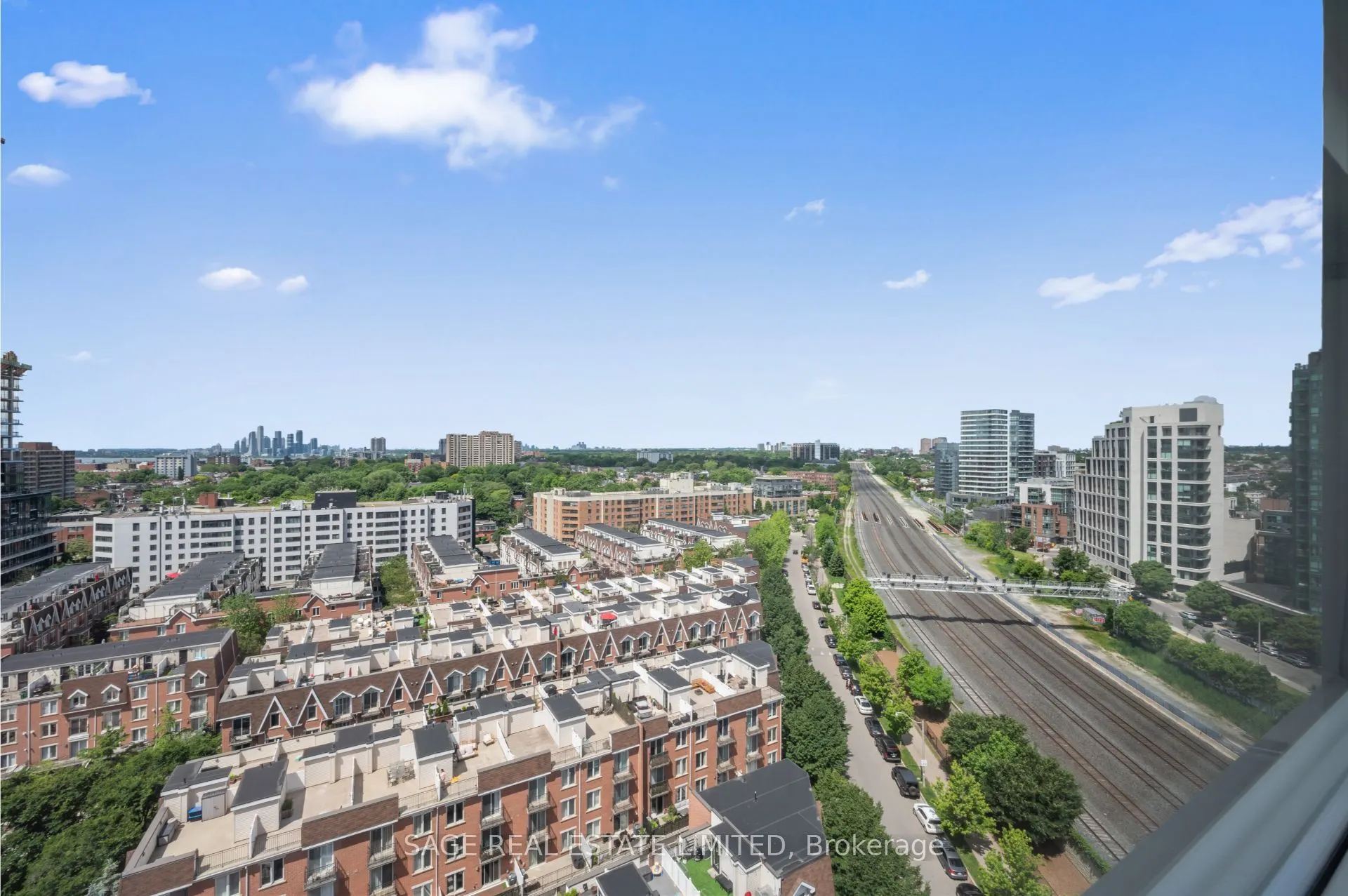 38 Joe Shuster Way, #1518