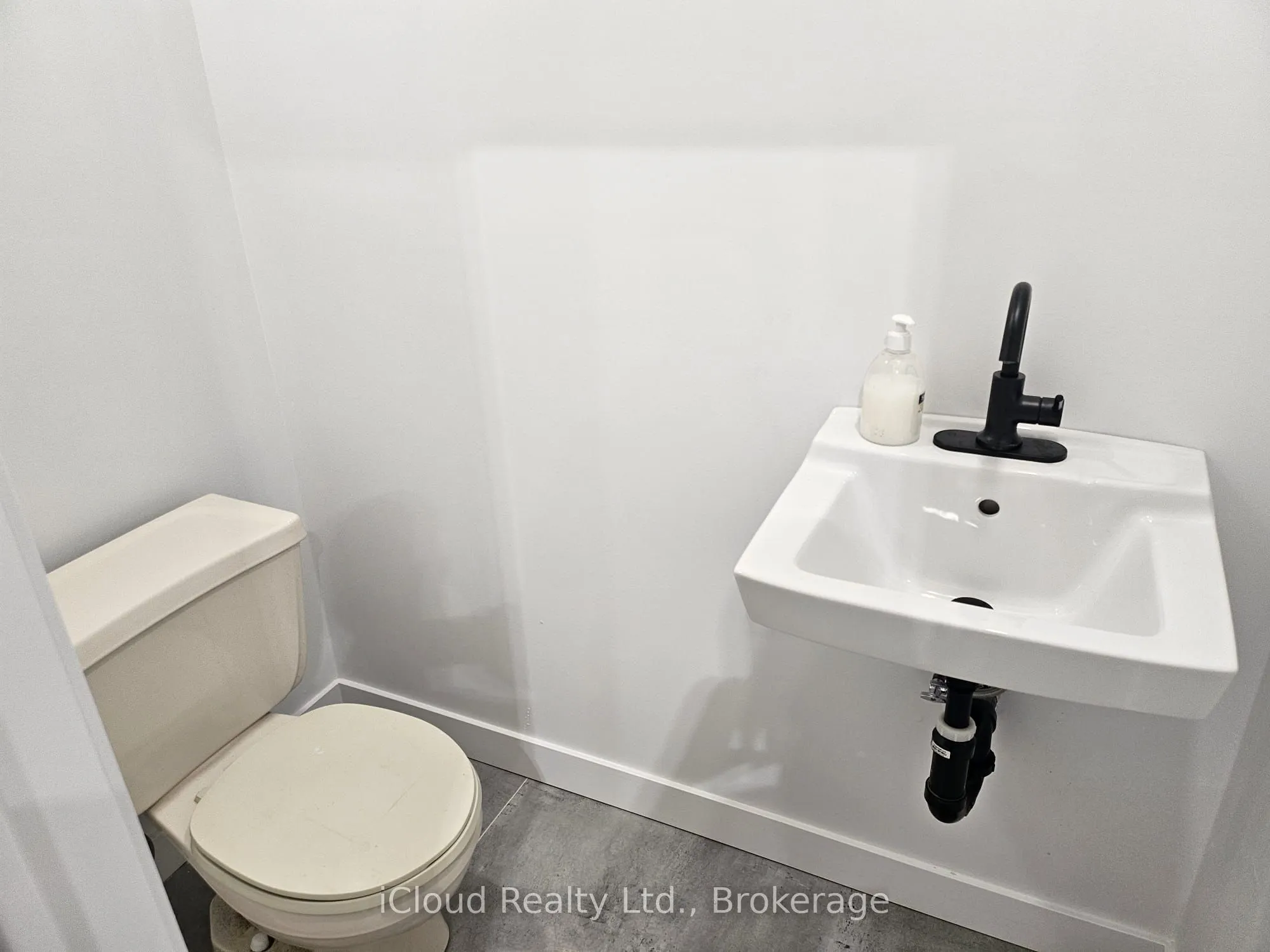 1 Marconi Court, #2A