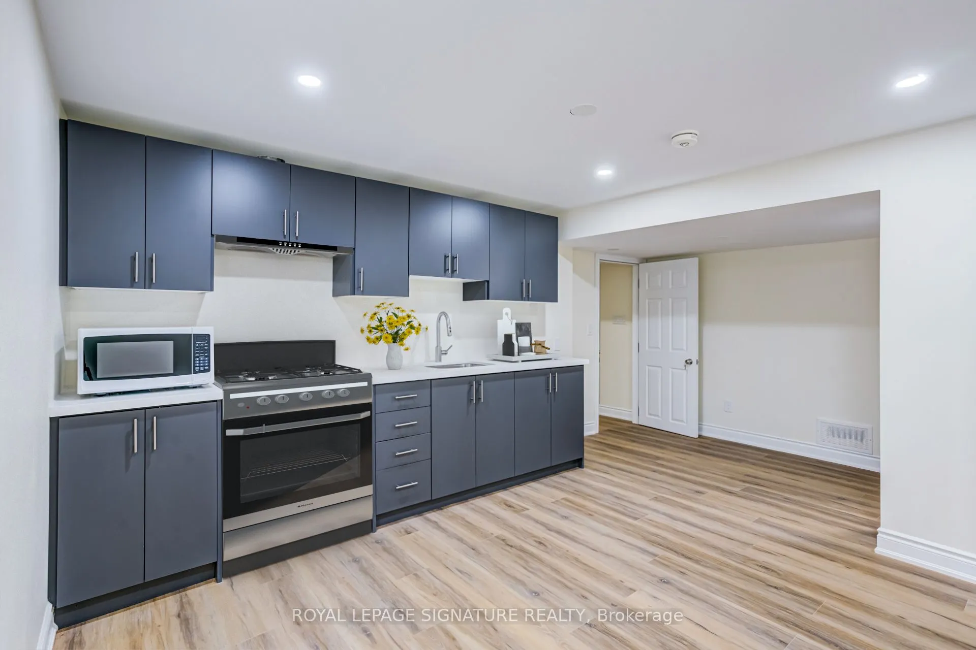 854 Yates Drive, #Lower