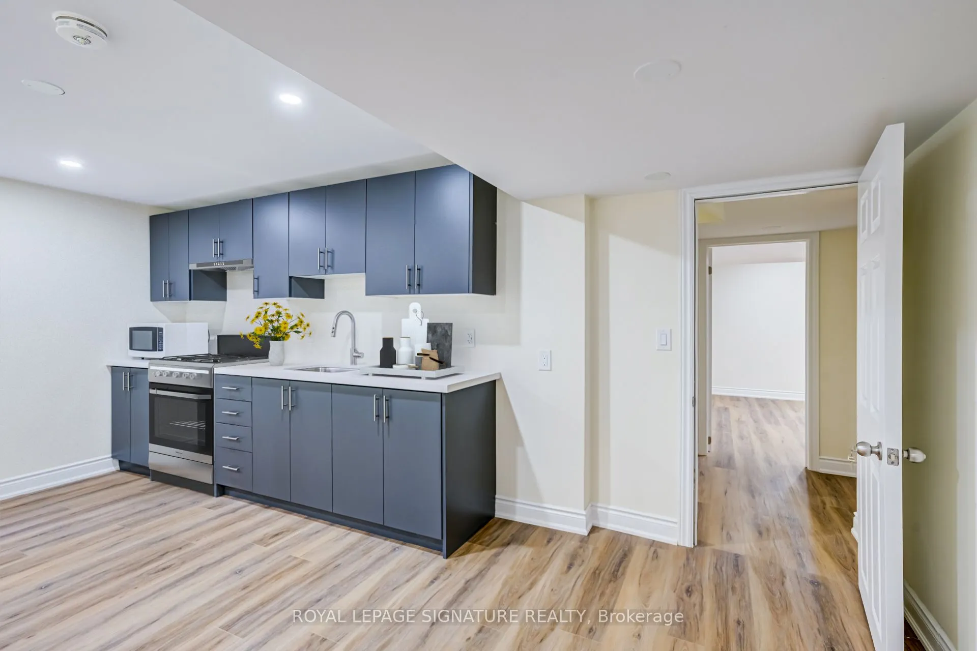 854 Yates Drive, #Lower