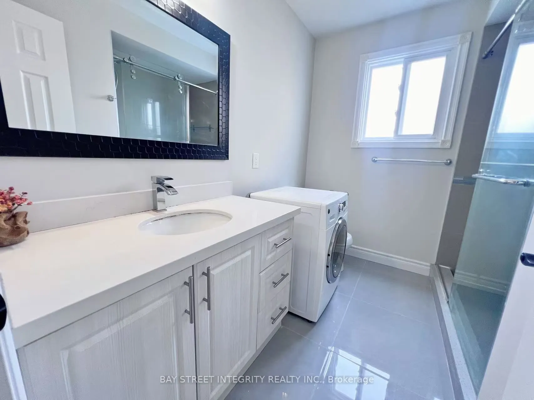 4073 Pavillion Court
