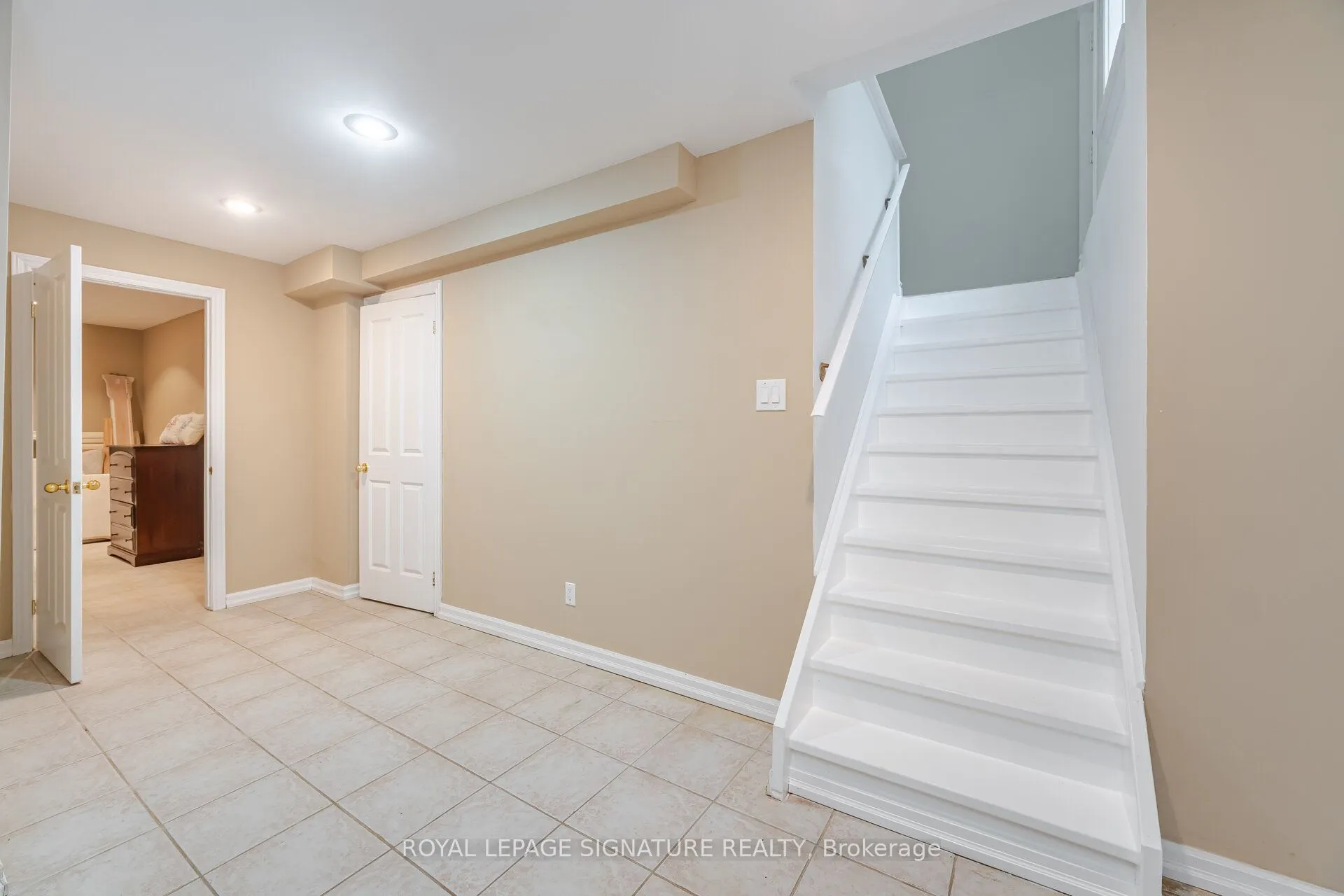 4097 Hickory Drive