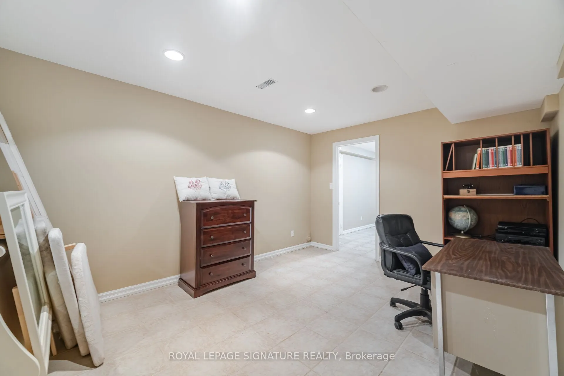 4097 Hickory Drive