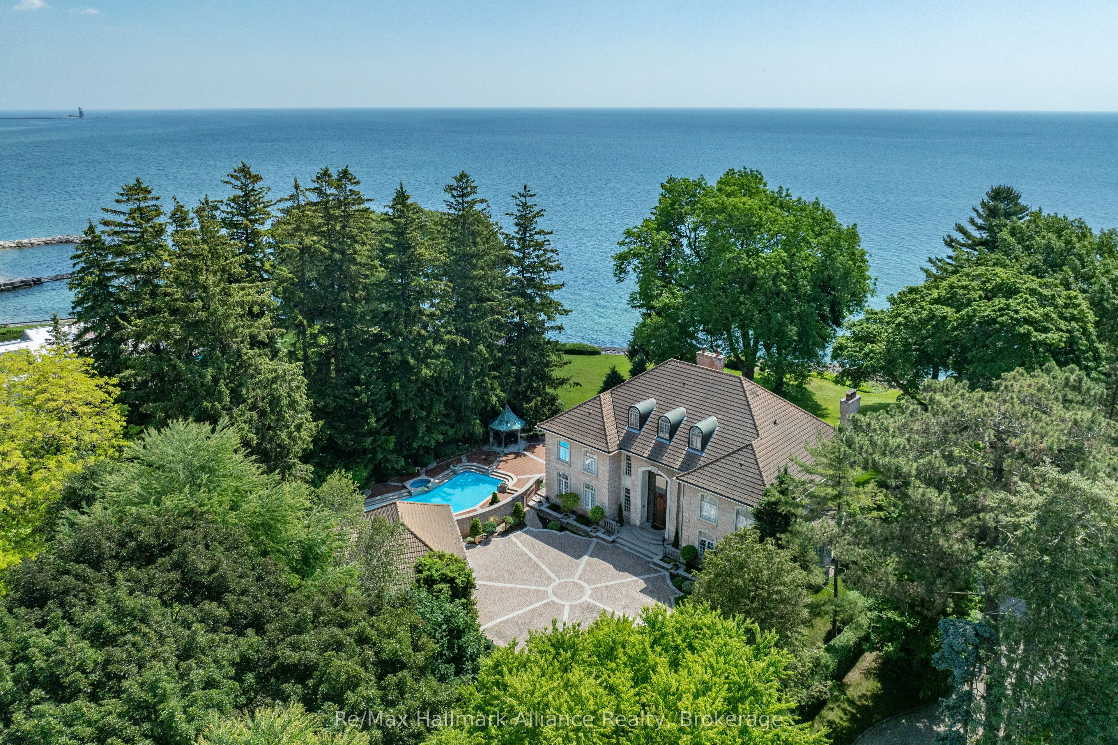 49 Cox Drive