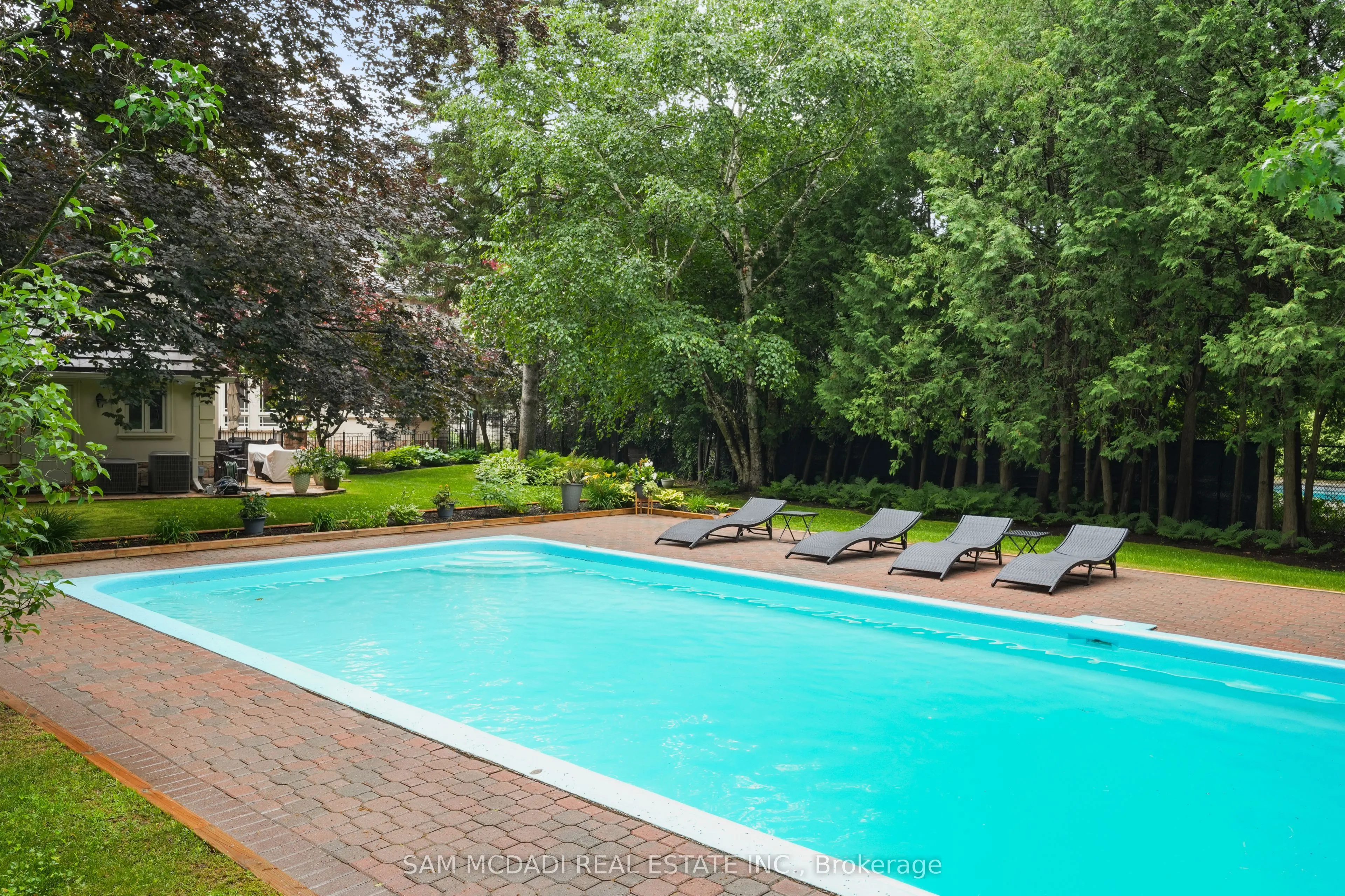 1382 Aldo Drive