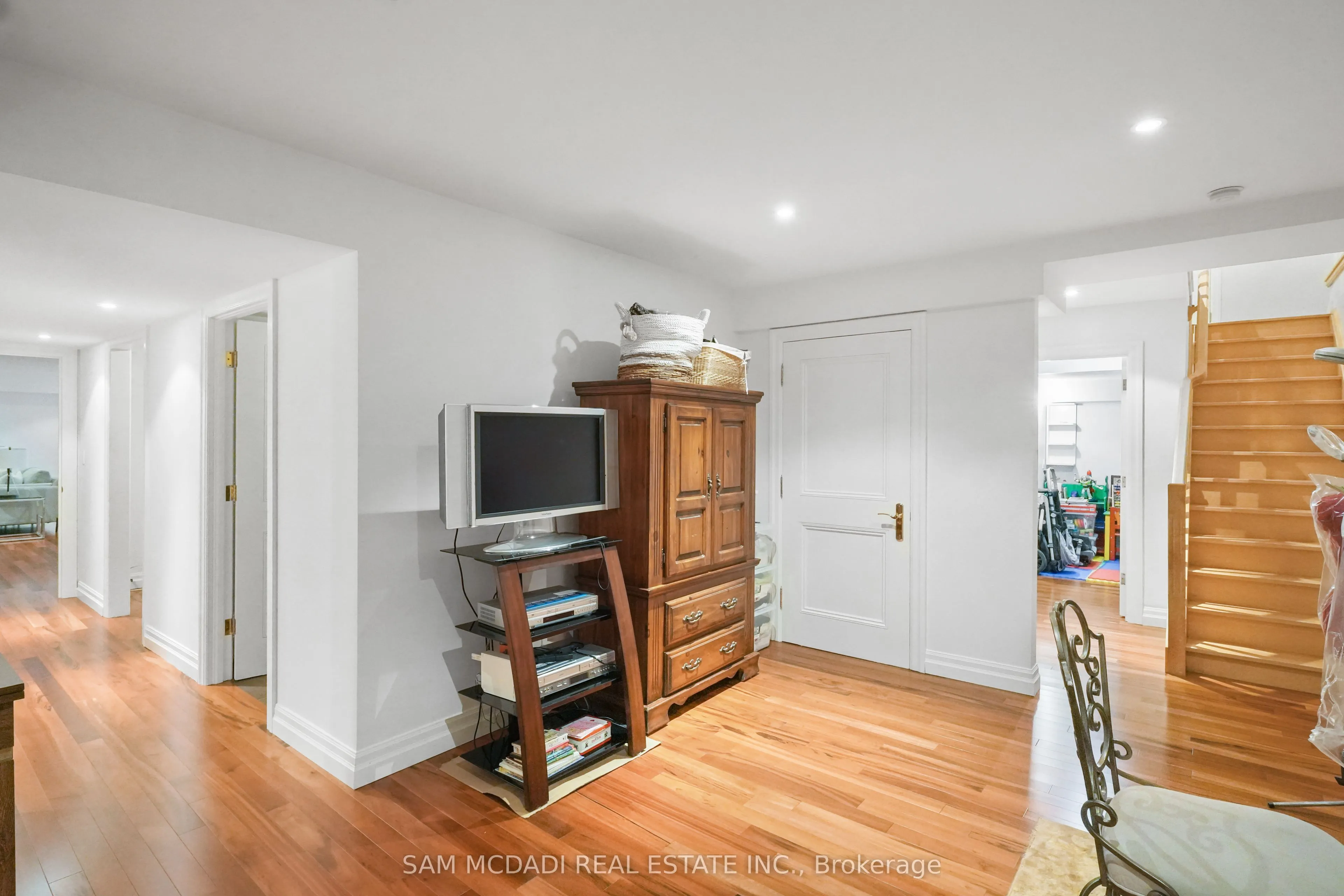 1382 Aldo Drive
