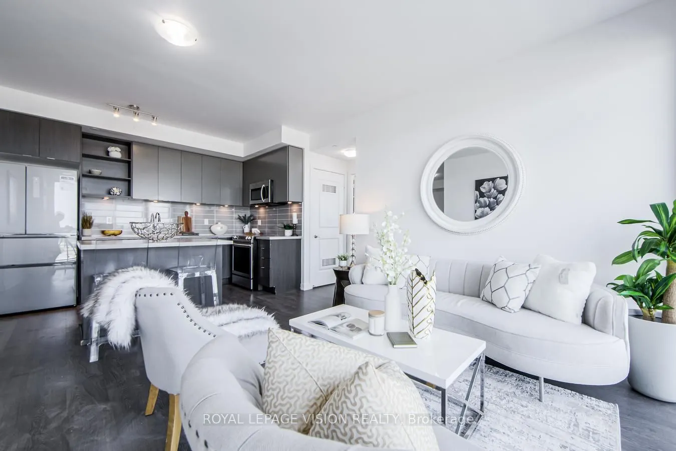 4677 Glen Erin Drive, #1009