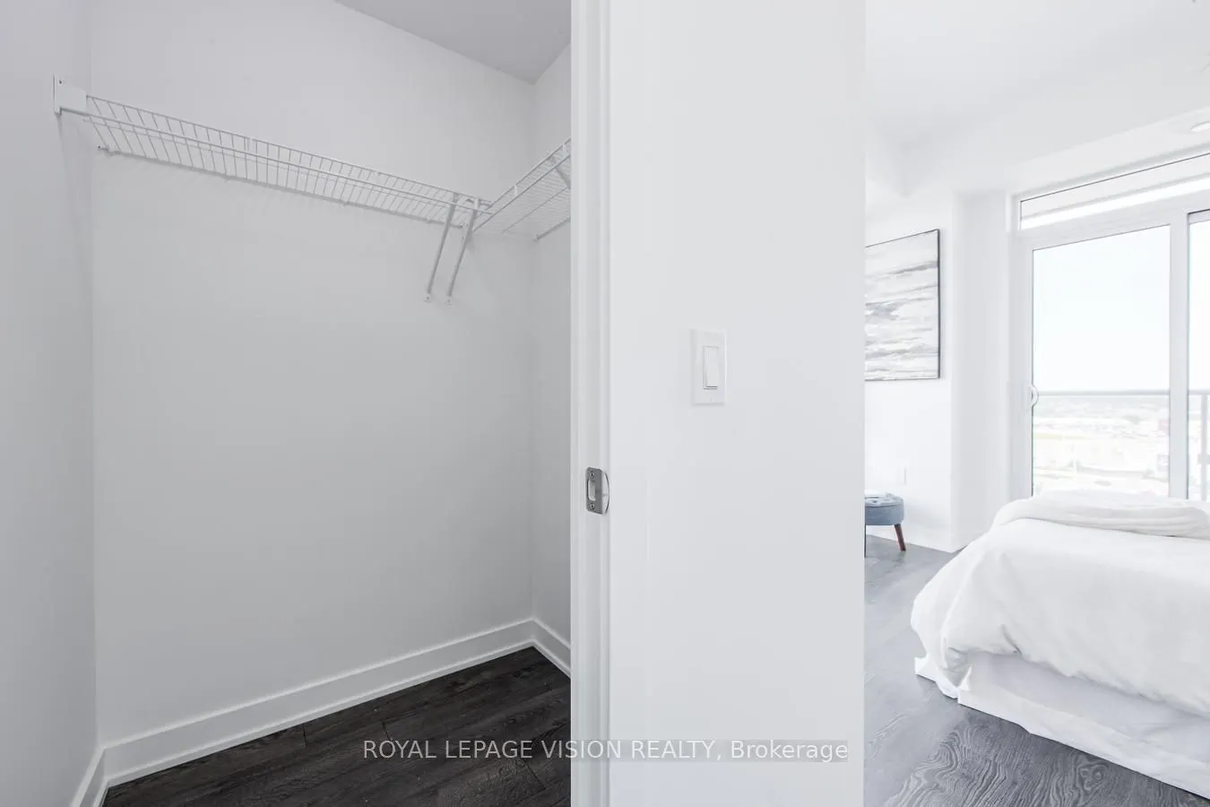 4677 Glen Erin Drive, #1009