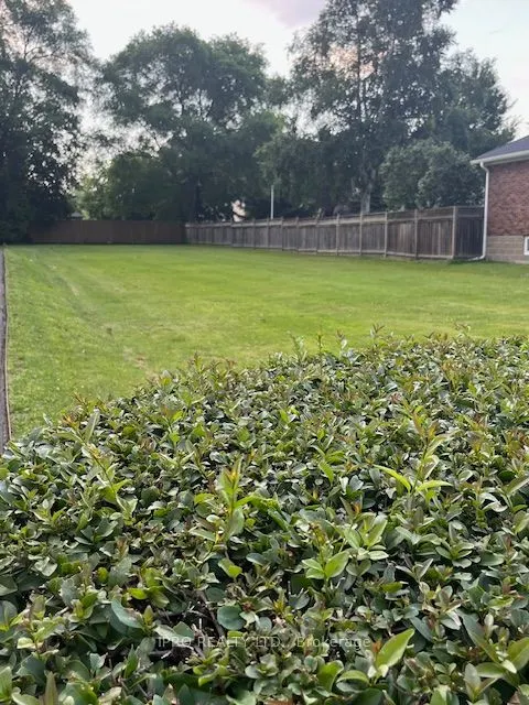 0 Haig Boulevard