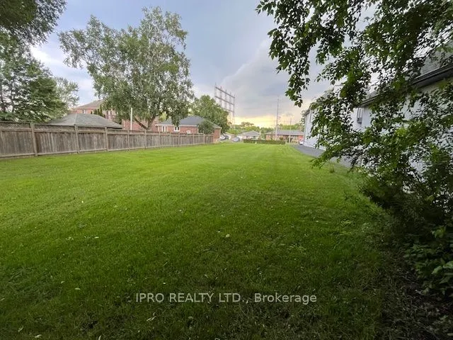 0 Haig Boulevard