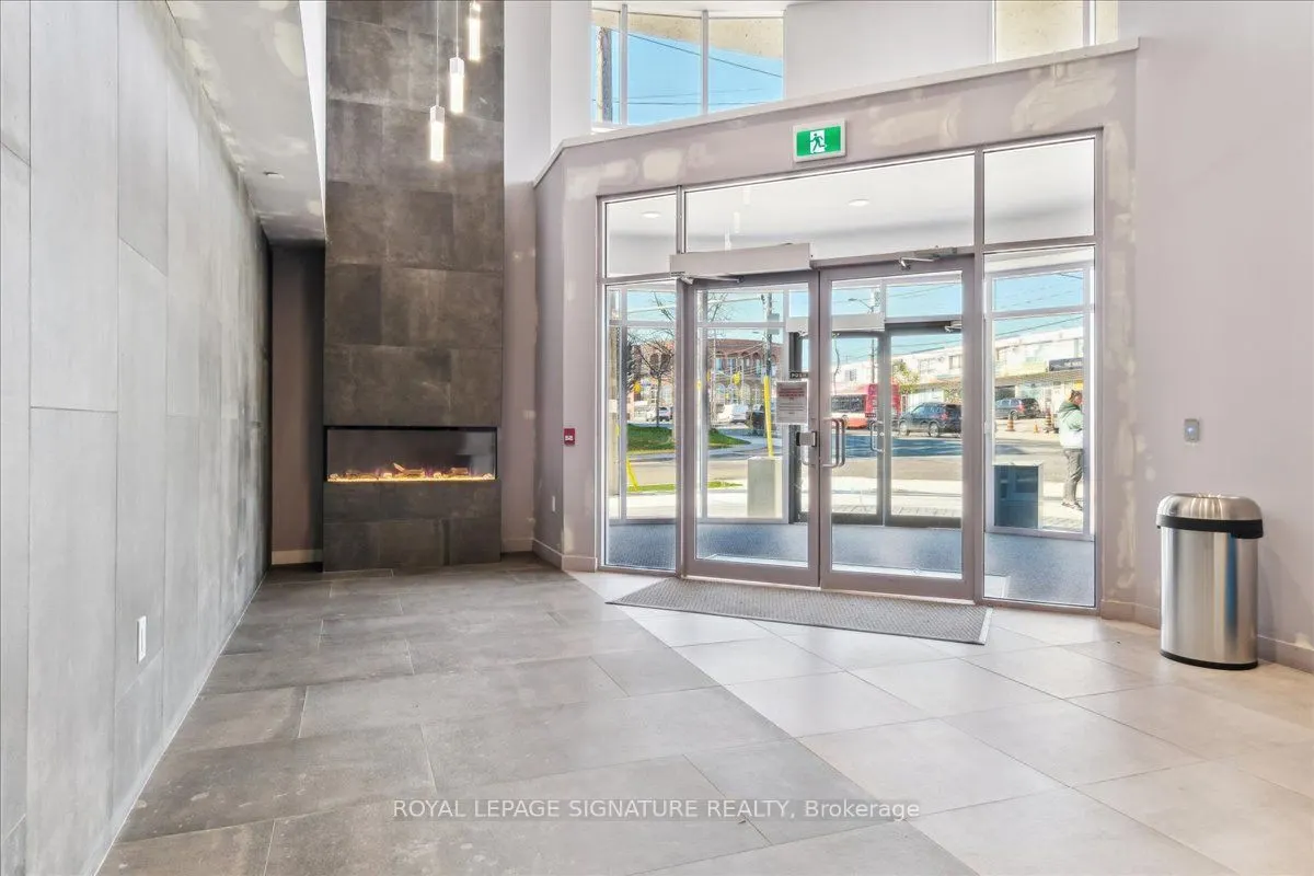2433 Dufferin Street, #701