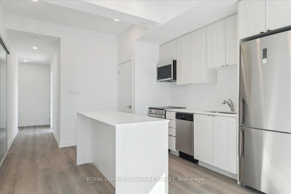 2433 Dufferin Street, #701