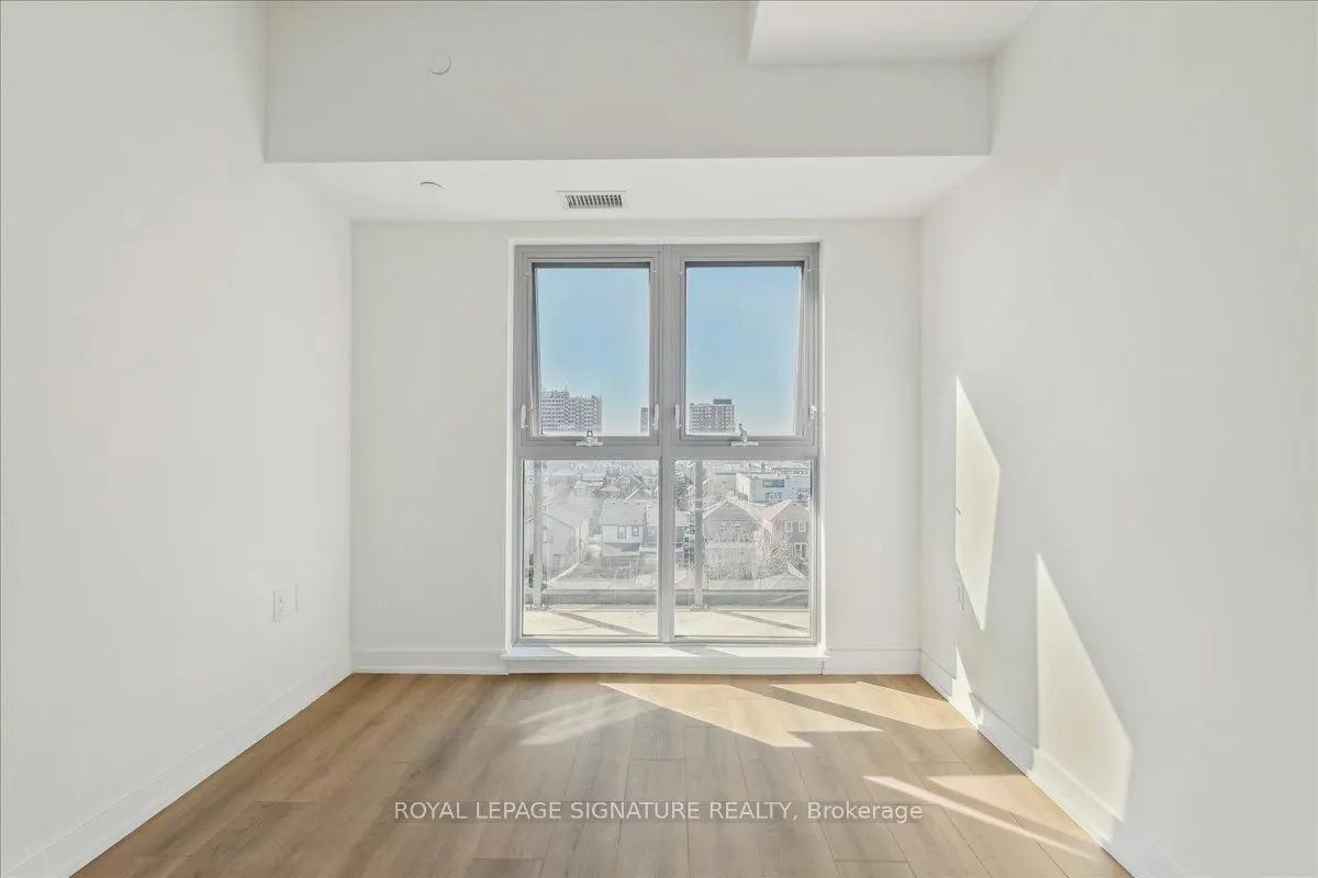 2433 Dufferin Street, #701